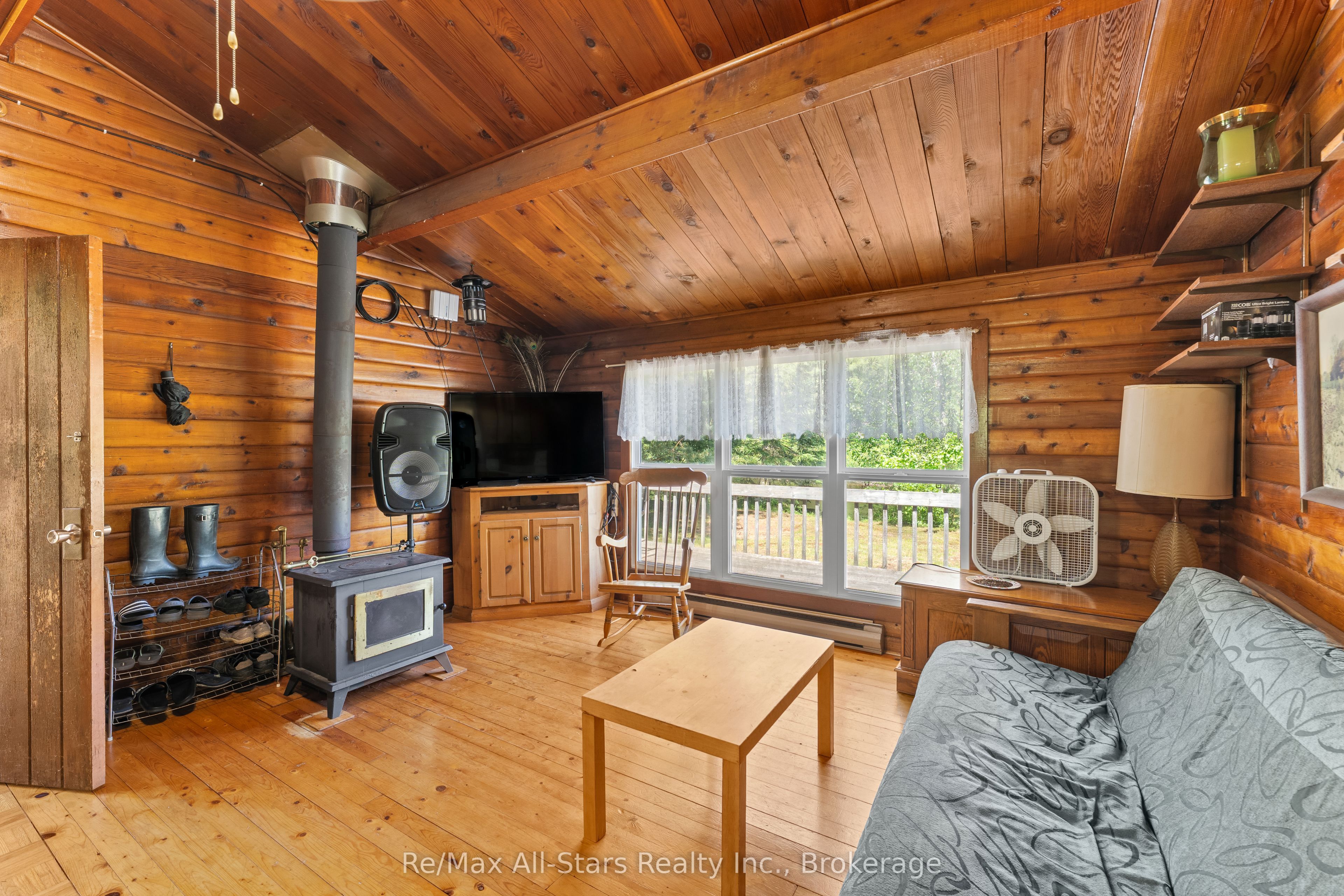 1042 Goadsby Trail Property Photo 19
