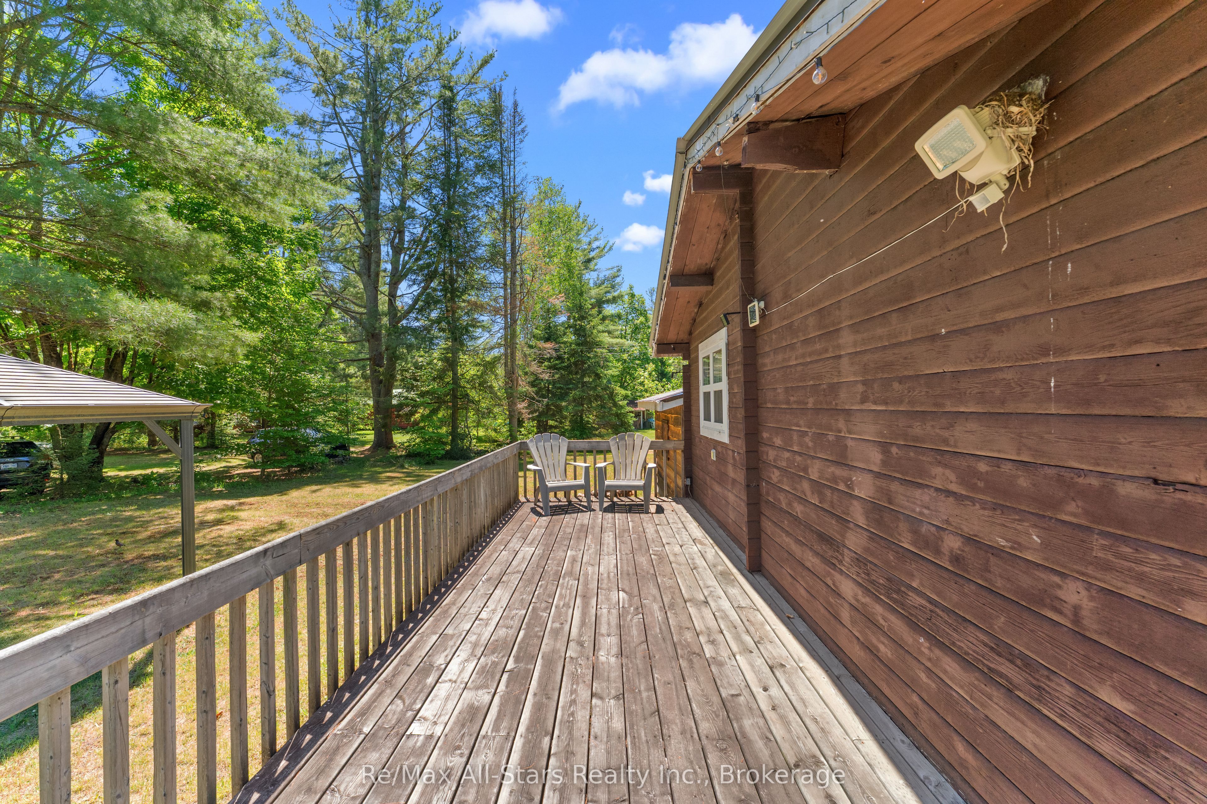 1042 Goadsby Trail Property Photo 27