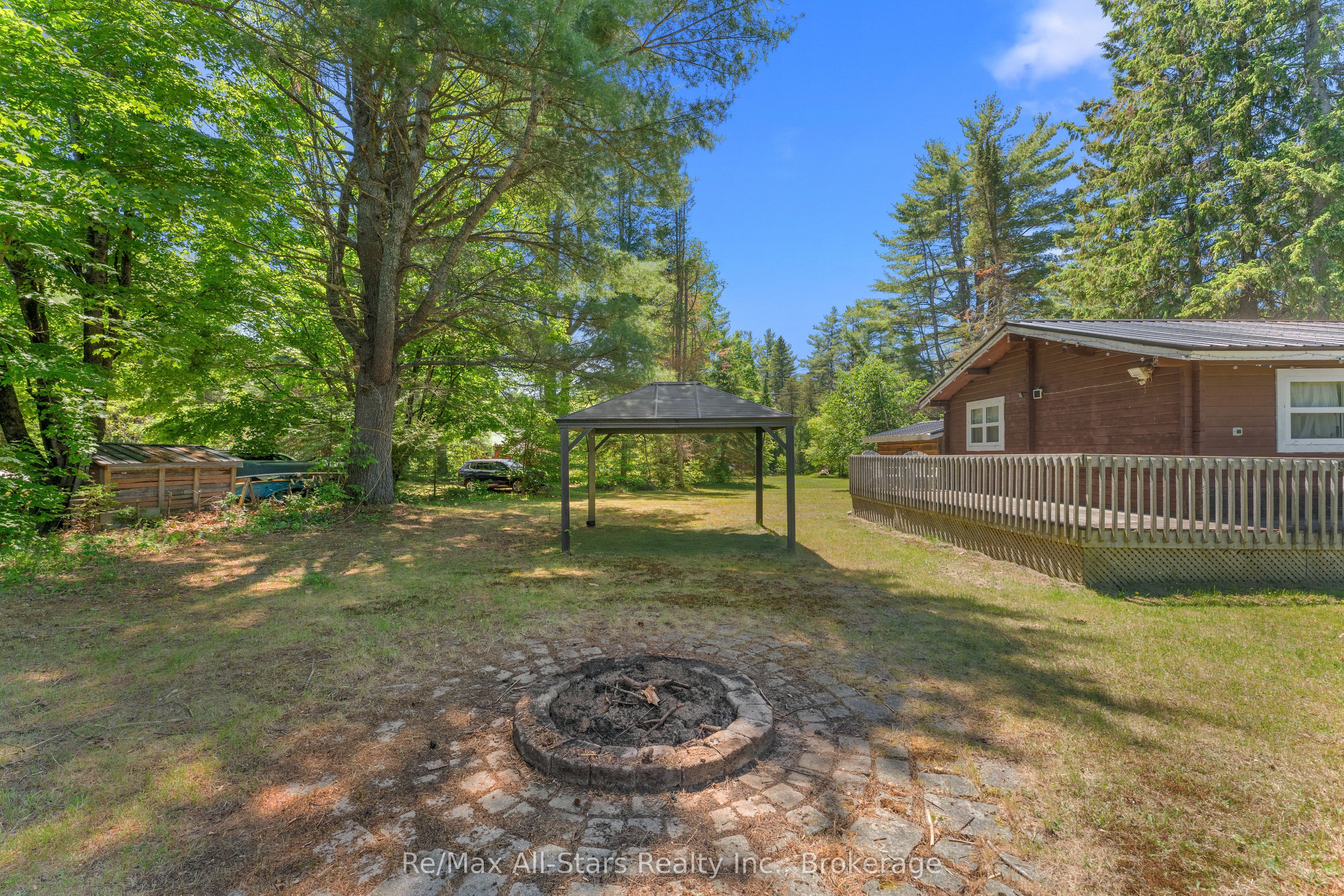 1042 Goadsby Trail Property Photo 33