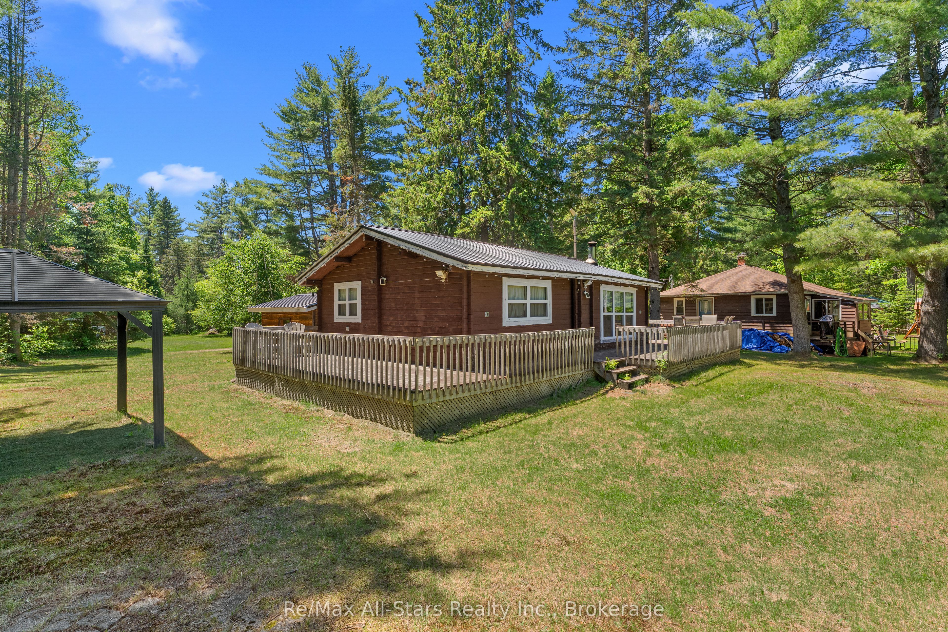 1042 Goadsby Trail Property Photo 35