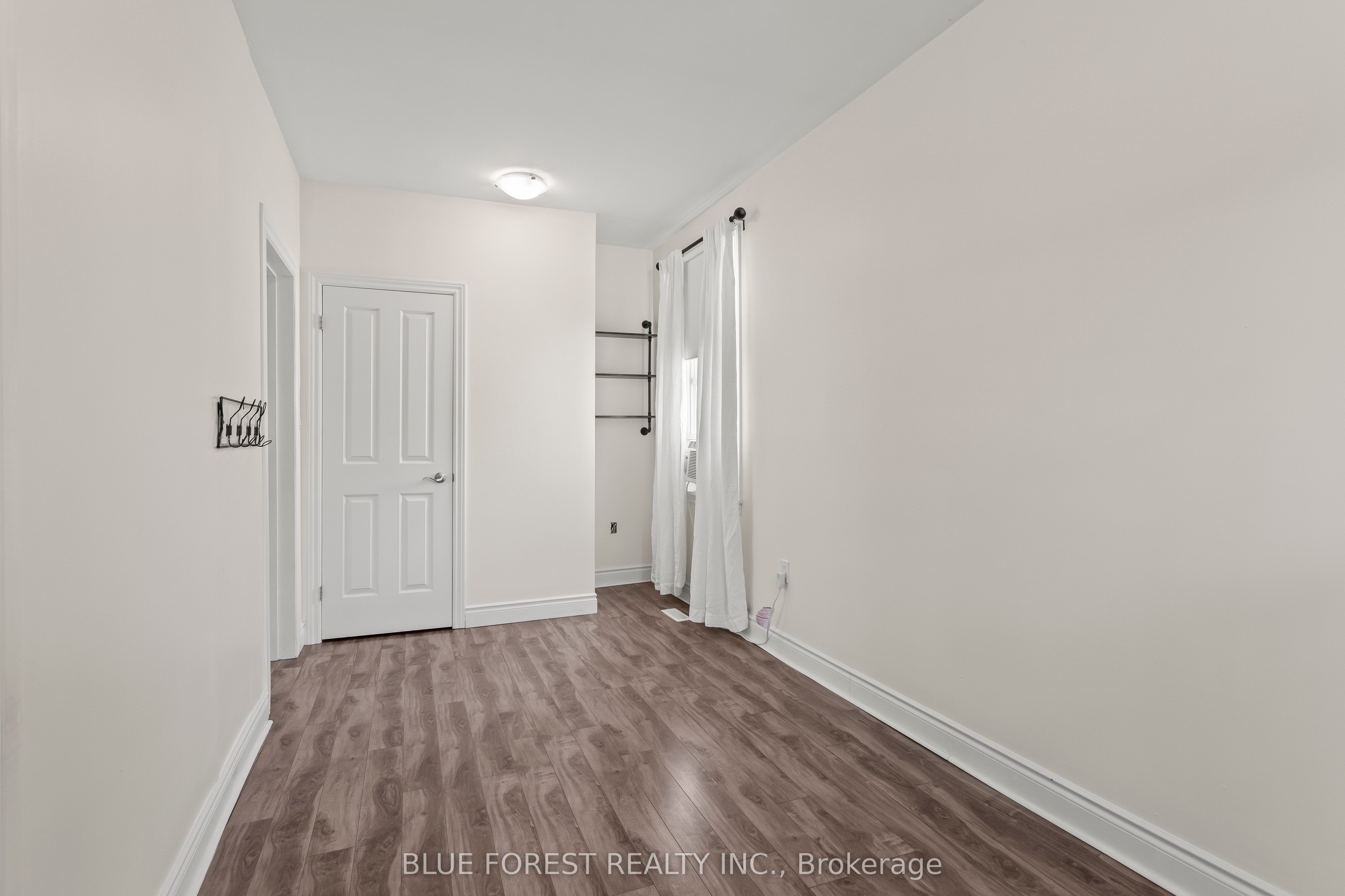 832 Queens Avenue Property Photo 12