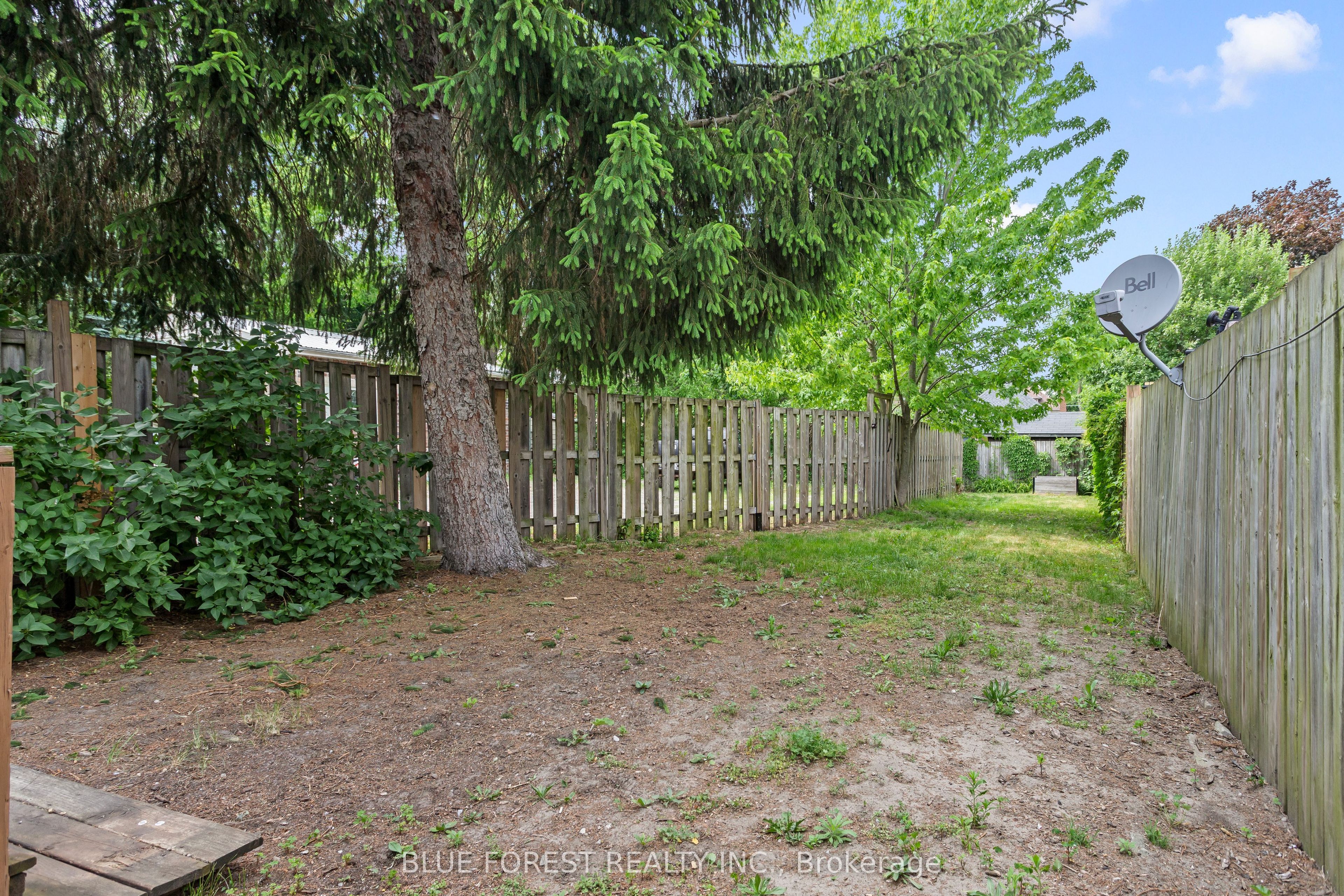 832 Queens Avenue Property Photo 21