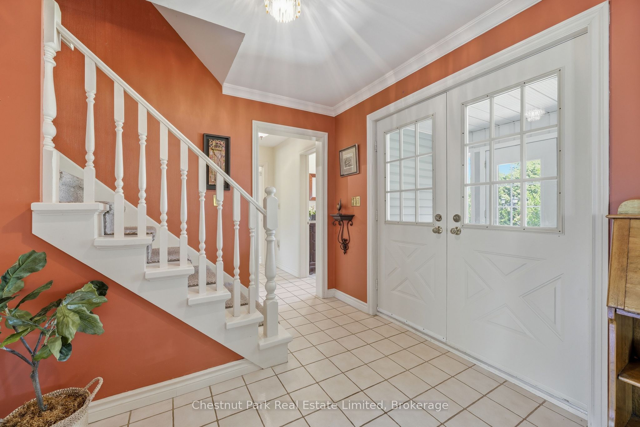 18 Carriage Lane Property Photo 6