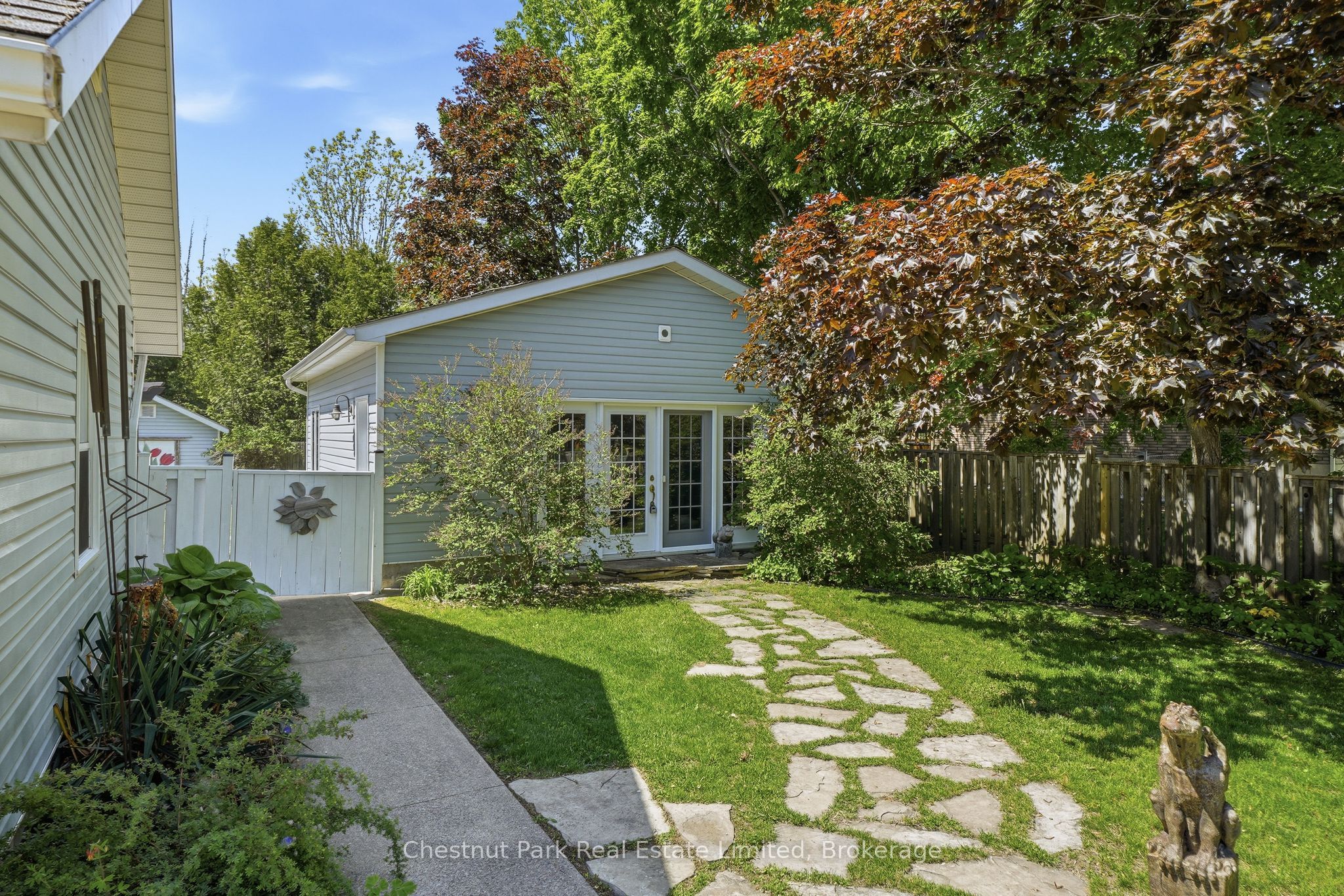 18 Carriage Lane Property Photo 37