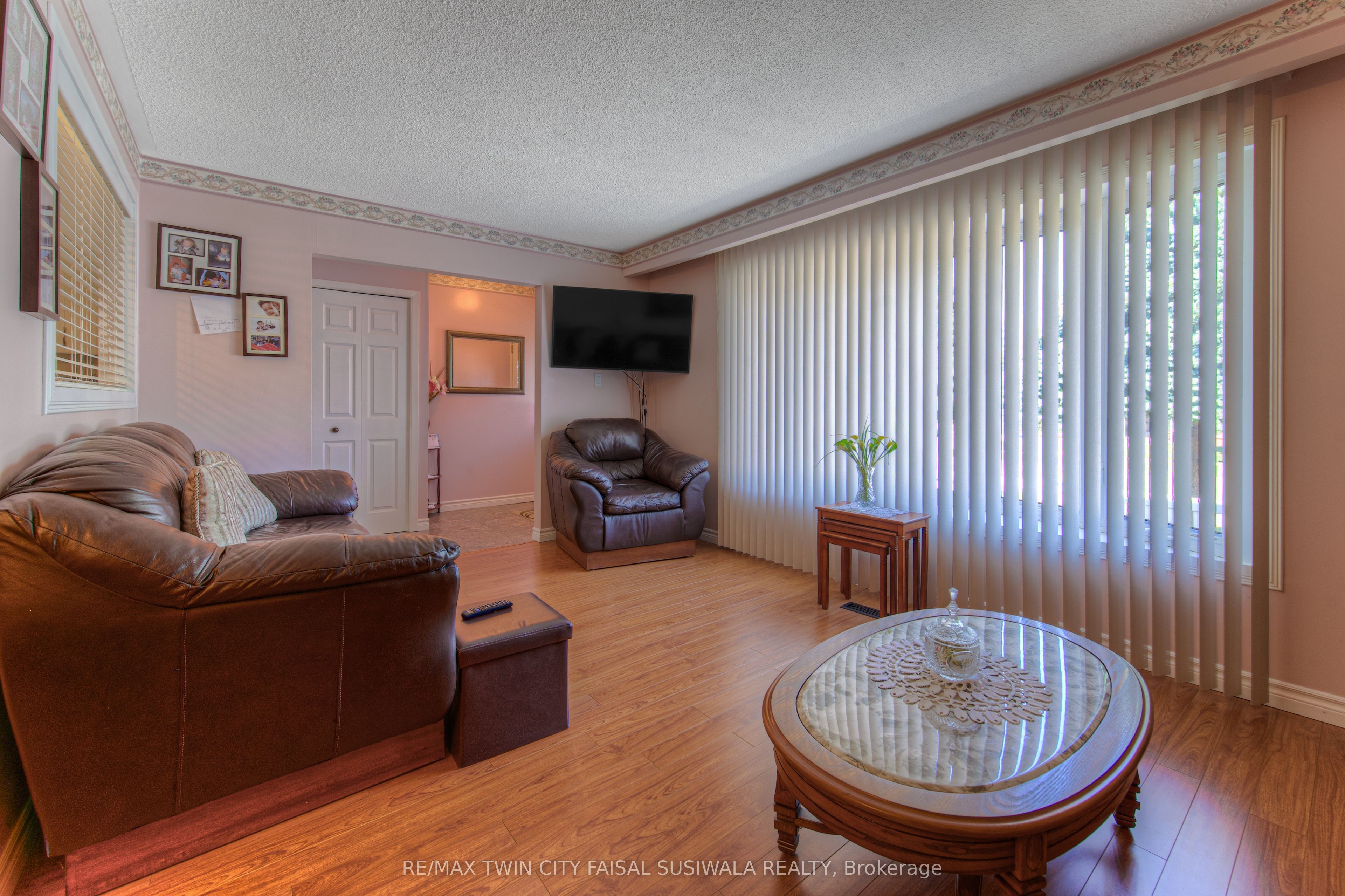 1227 Valentine Drive Property Photo 12