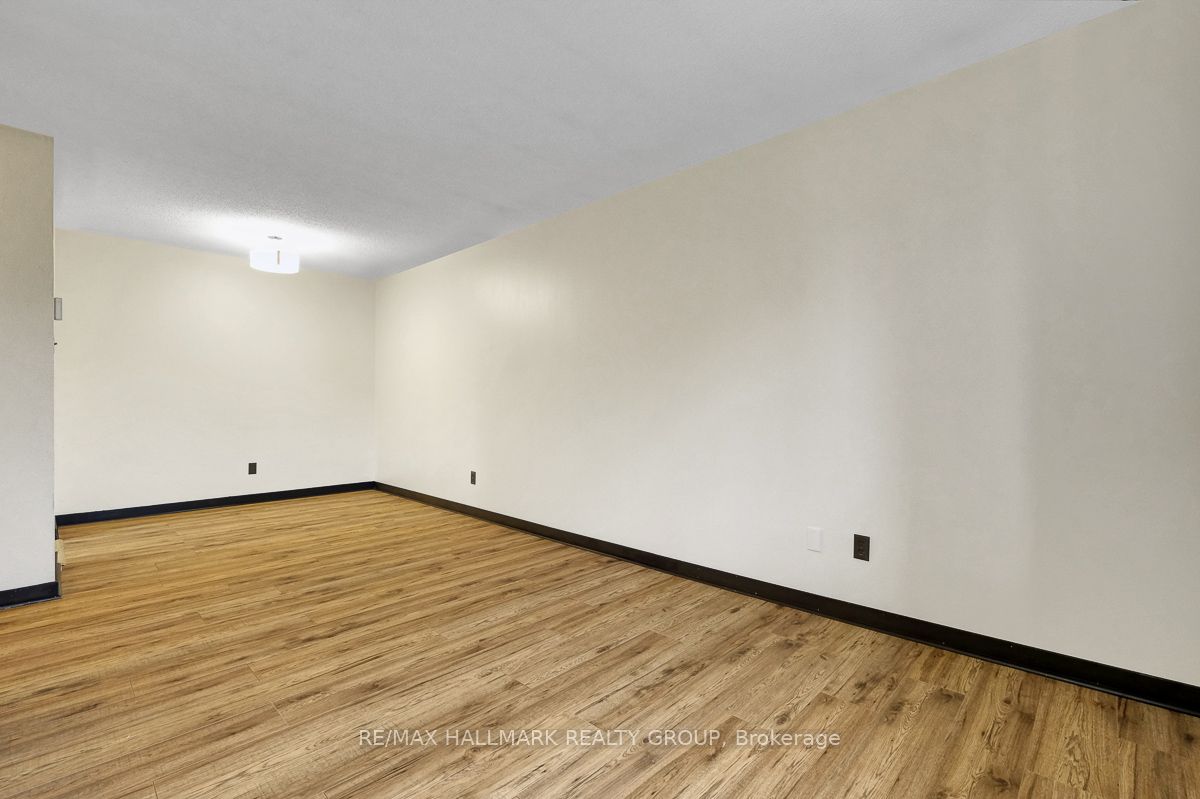 2041 Arrowsmith Drive 401c Property Photo 8