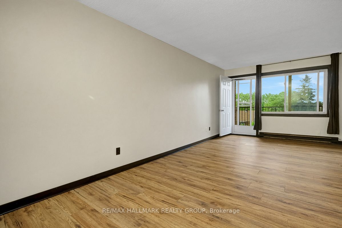 2041 Arrowsmith Drive 401c Property Photo 12