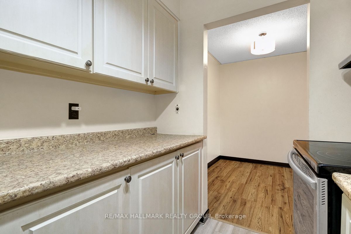 2041 Arrowsmith Drive 401c Property Photo 14