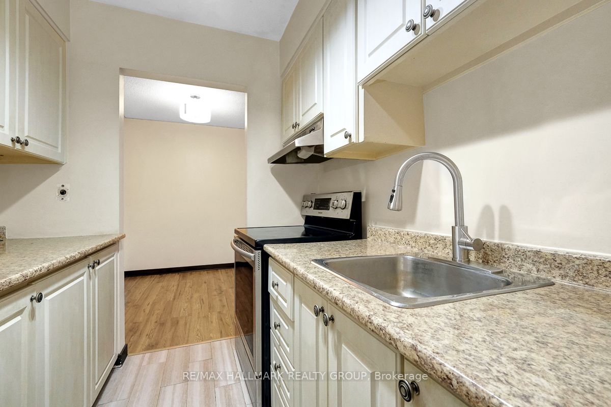 2041 Arrowsmith Drive 401c Property Photo 15