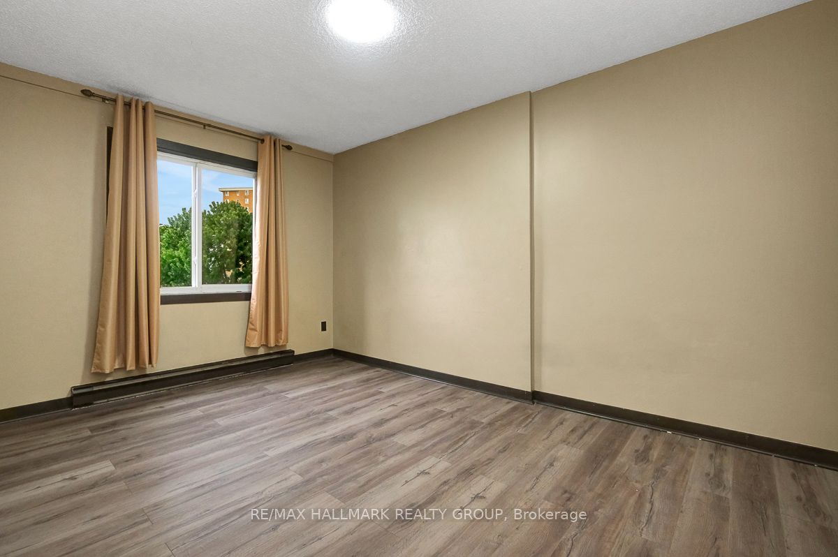 2041 Arrowsmith Drive 401c Property Photo 16