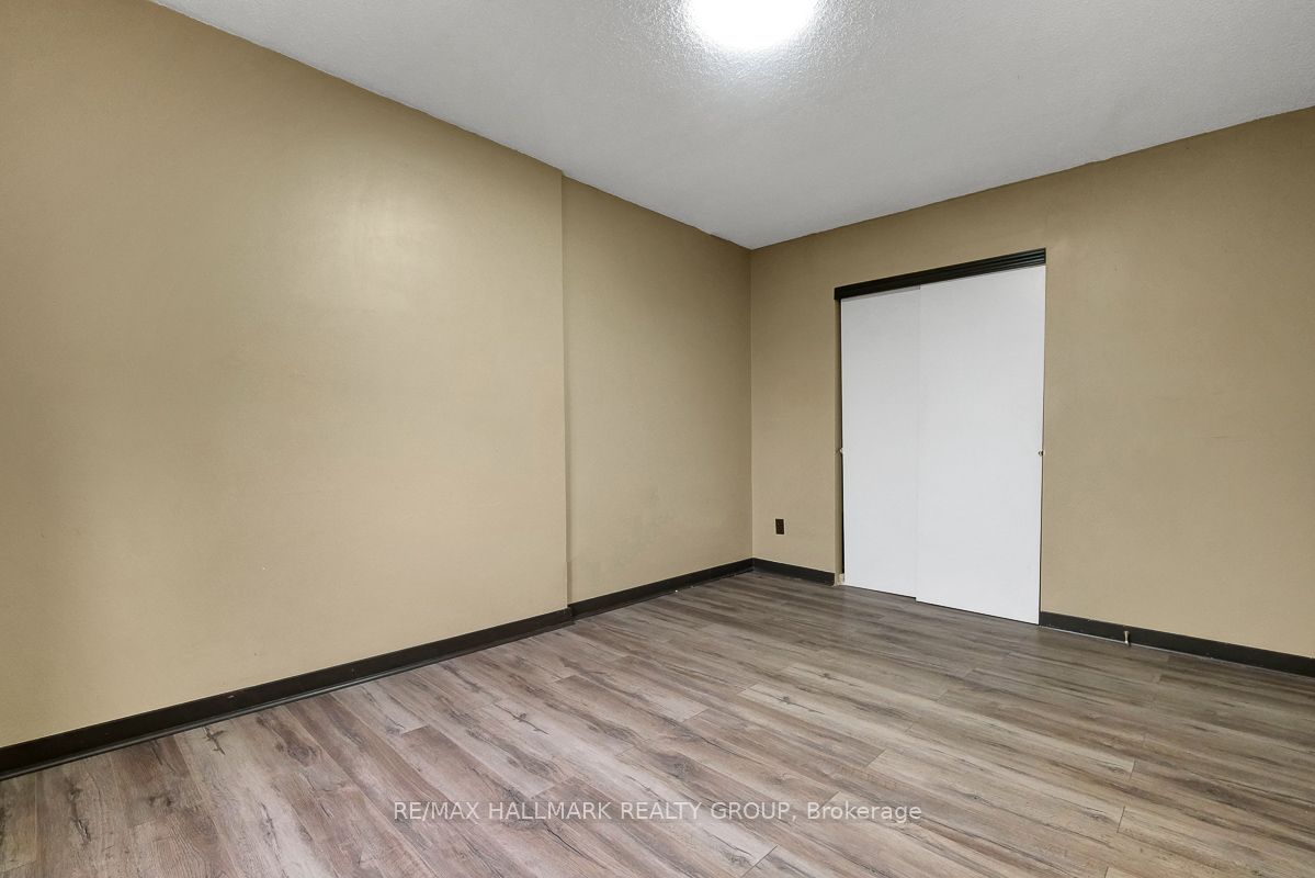 2041 Arrowsmith Drive 401c Property Photo 17