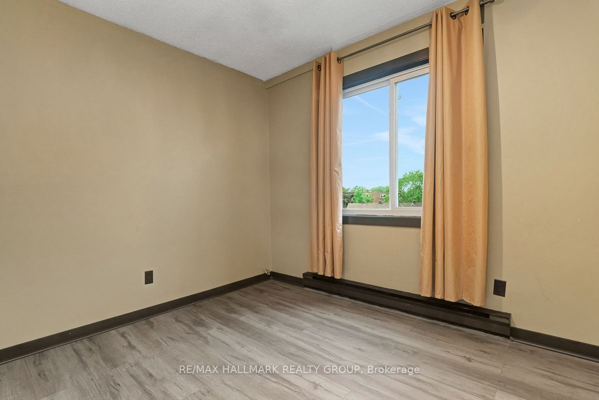 2041 Arrowsmith Drive 401c Property Photo 19