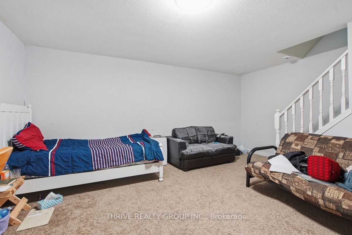 1095 Jalna Boulevard 40 Property Photo 27