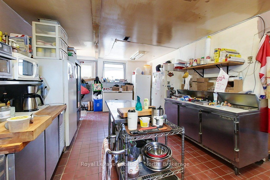 31 Sykes Street S Property Photo 14