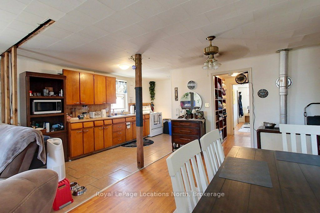 31 Sykes Street S Property Photo 26