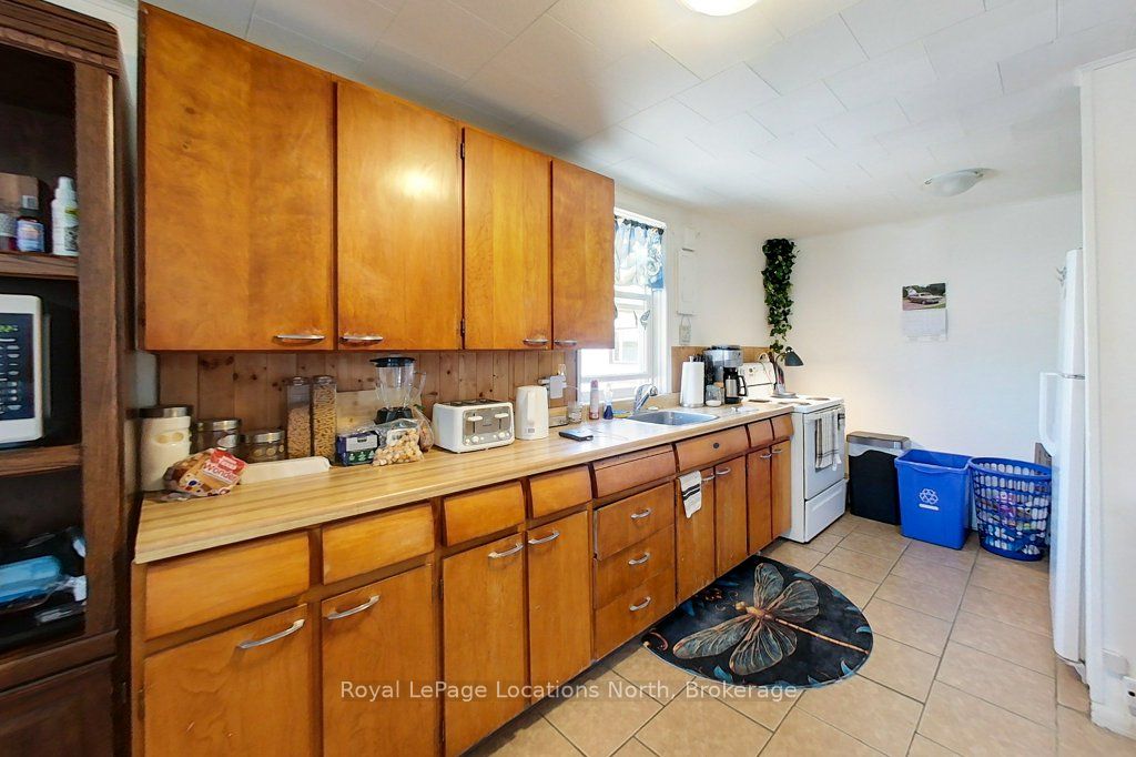 31 Sykes Street S Property Photo 27