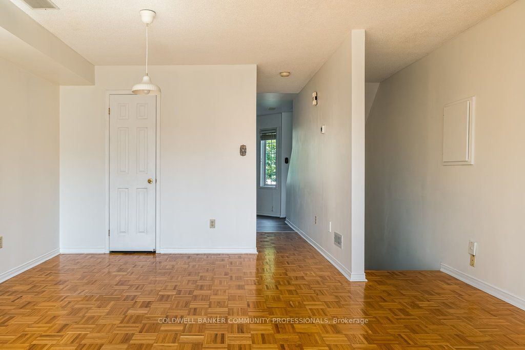 266 Limeridge Road E 10 Property Photo 7