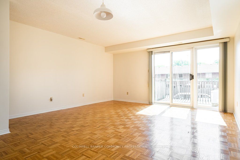 266 Limeridge Road E 10 Property Photo 8
