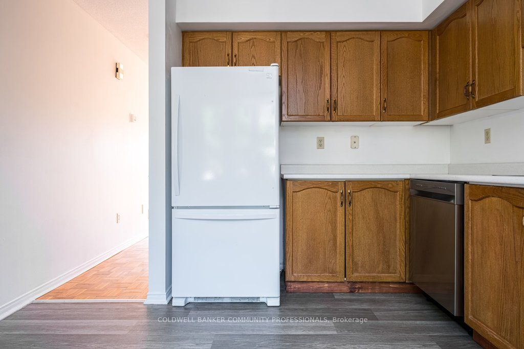 266 Limeridge Road E 10 Property Photo 11