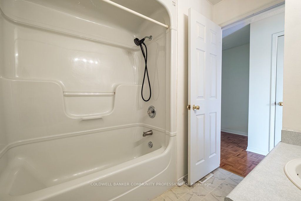 266 Limeridge Road E 10 Property Photo 16