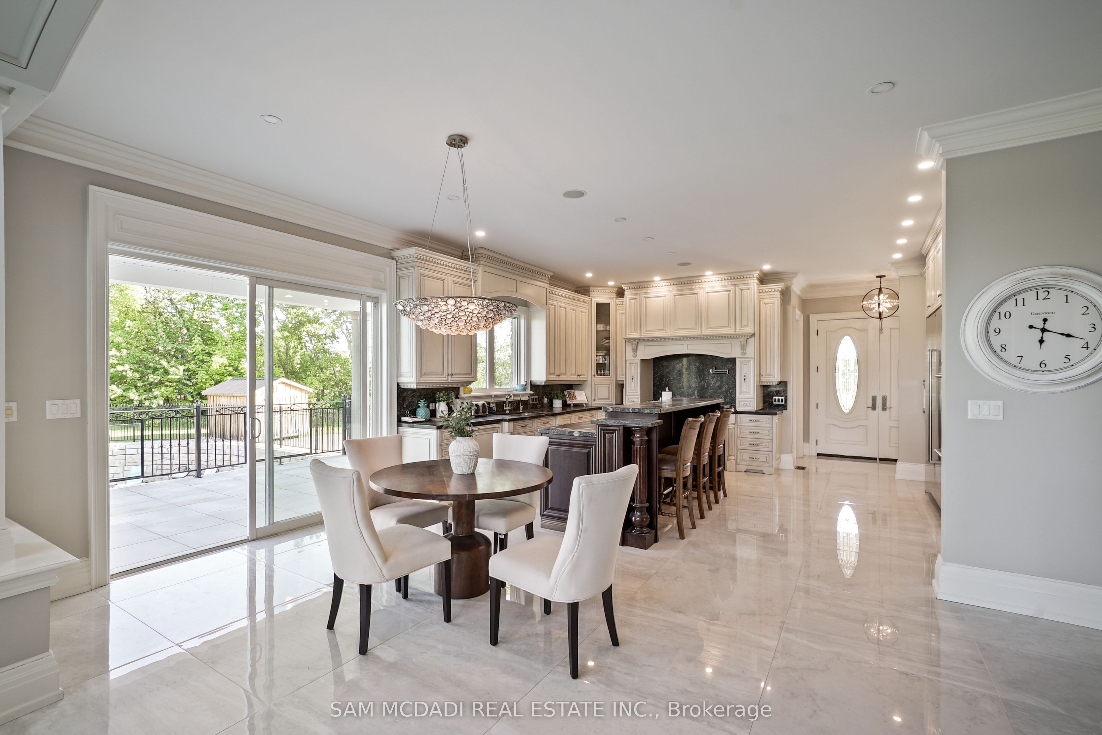 119 Ishwar Drive Property Photo 11