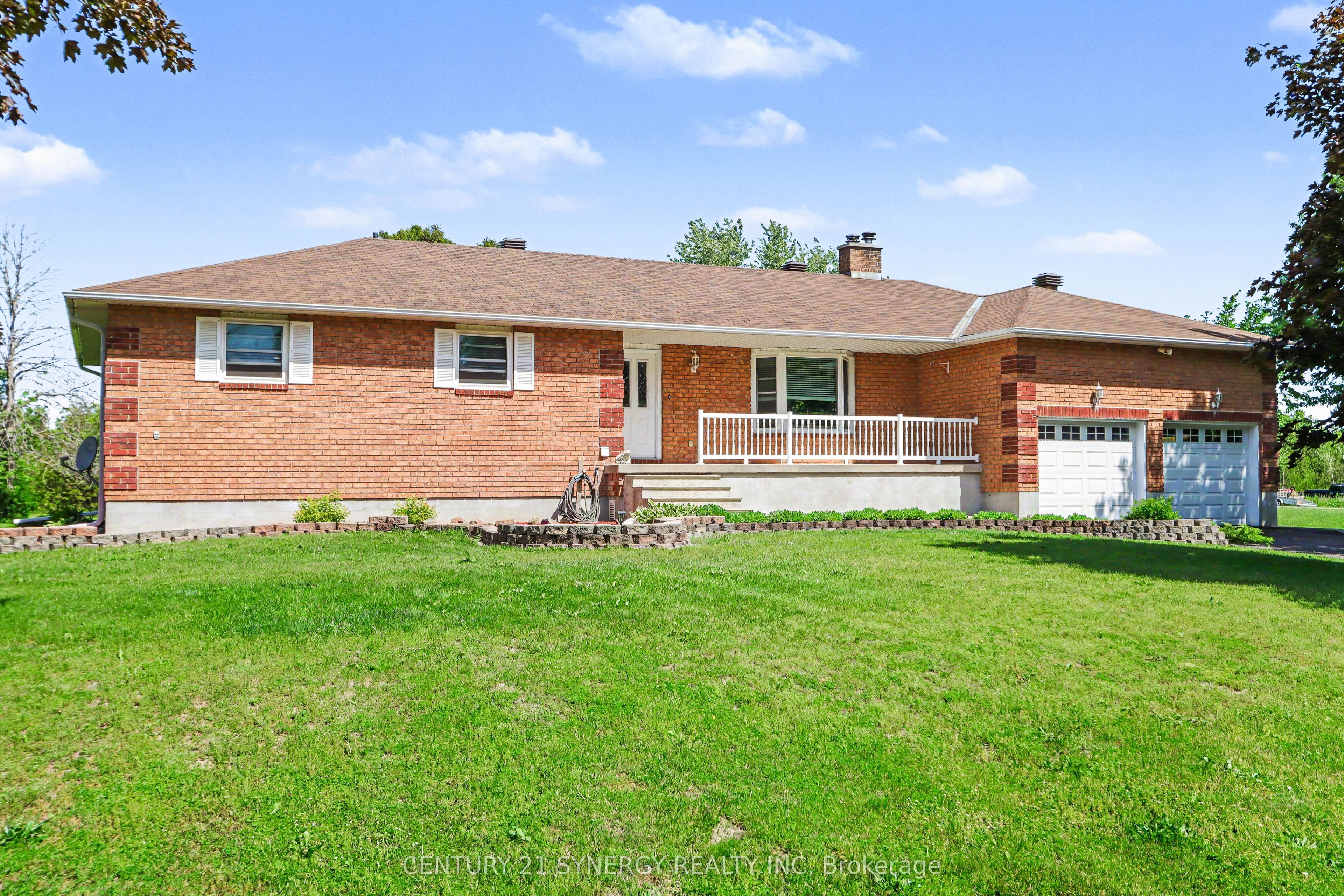 870 Kitley Line 3 Road Property Photo 1
