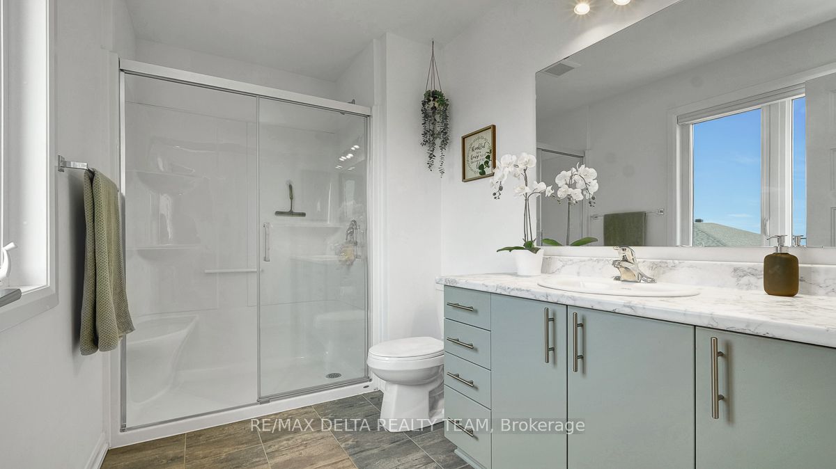 1269 Diamond Street Property Photo 33