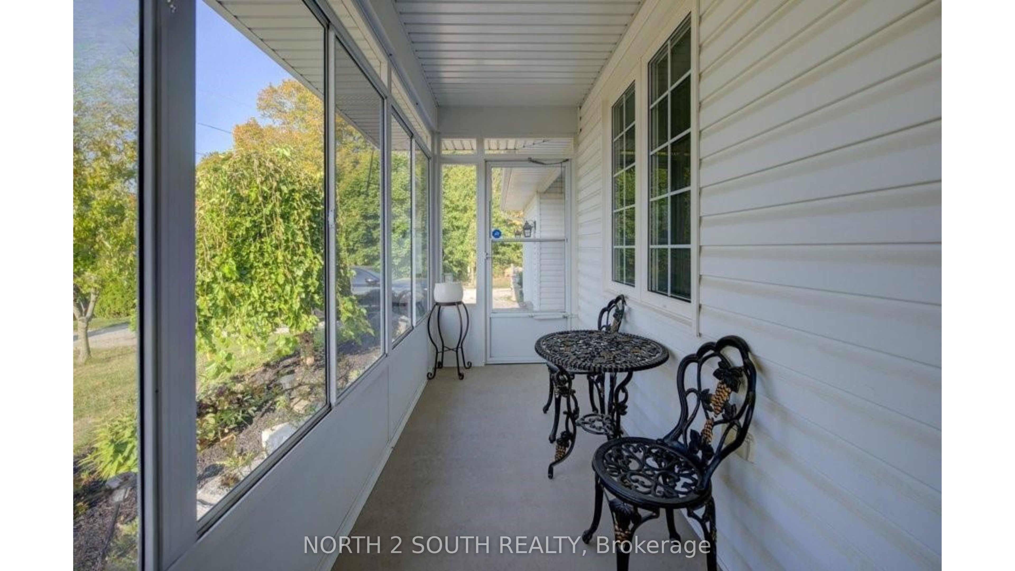 6737 Highway 20 Property Photo 8