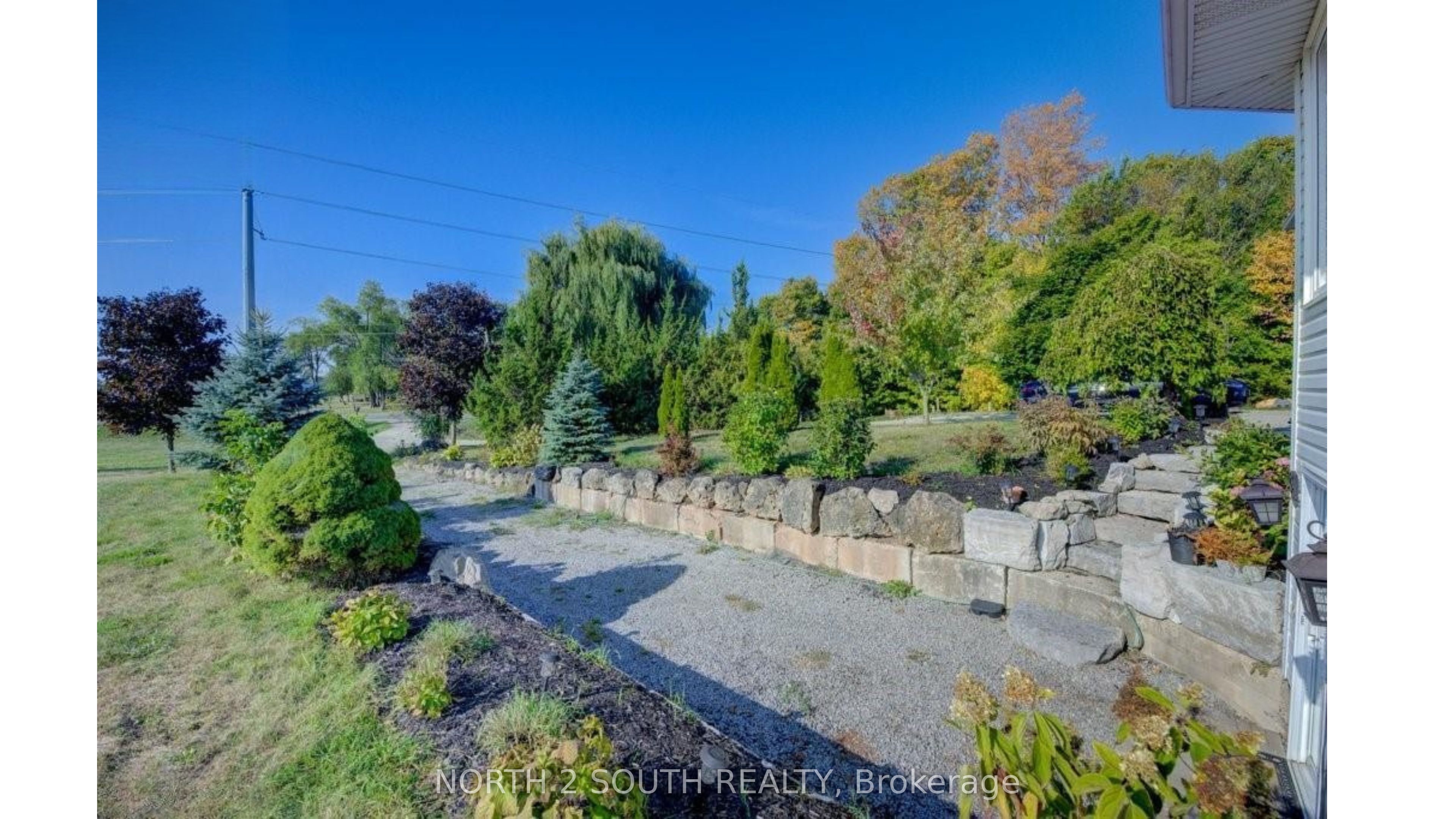 6737 Highway 20 Property Photo 34