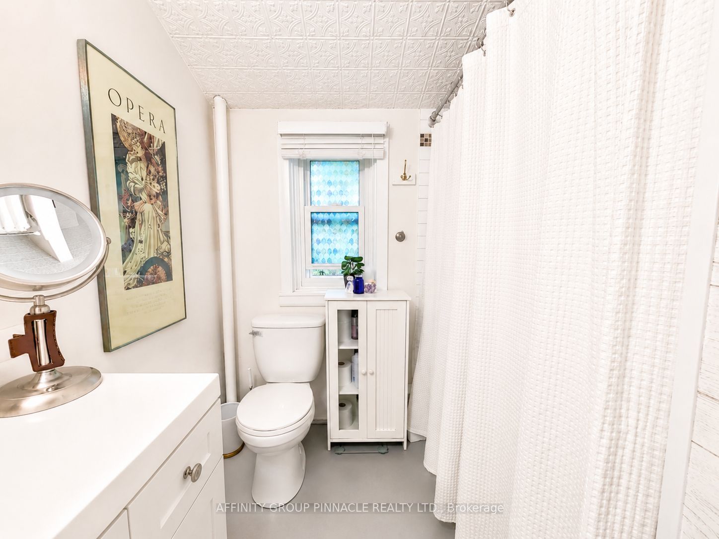 15 Prince Street W Property Photo 34