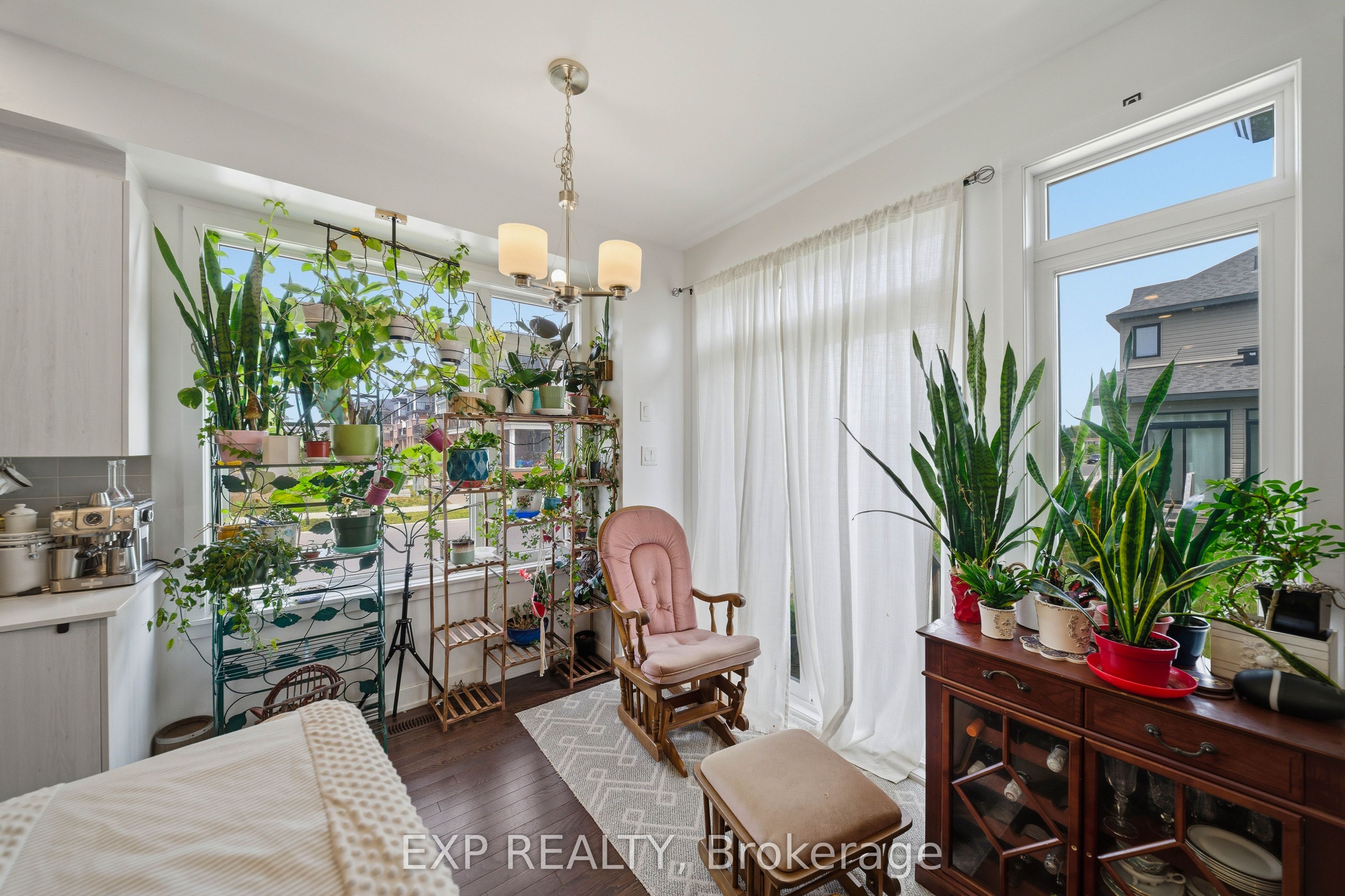 51 Robusta Lane Property Photo 7