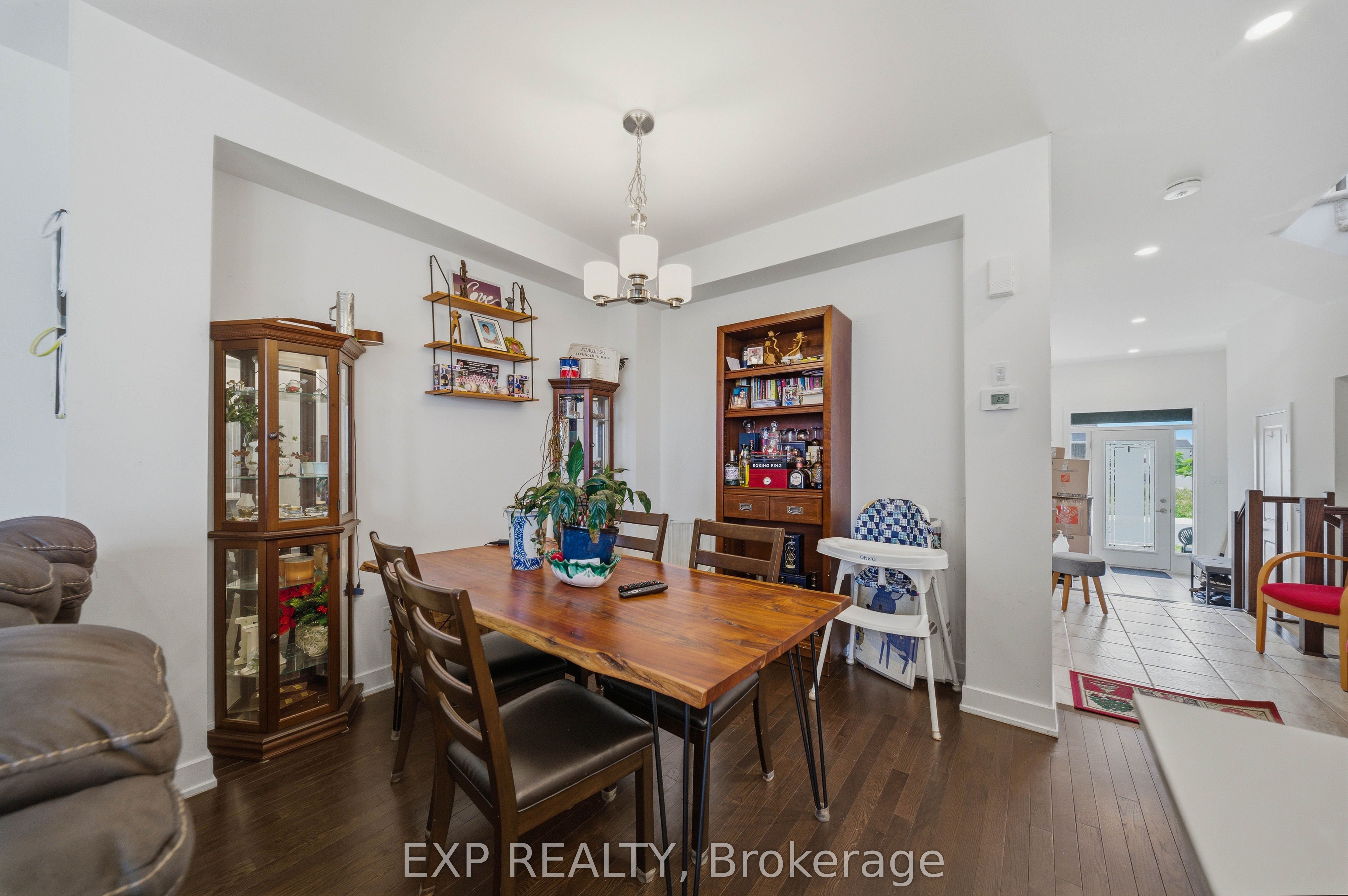 51 Robusta Lane Property Photo 11