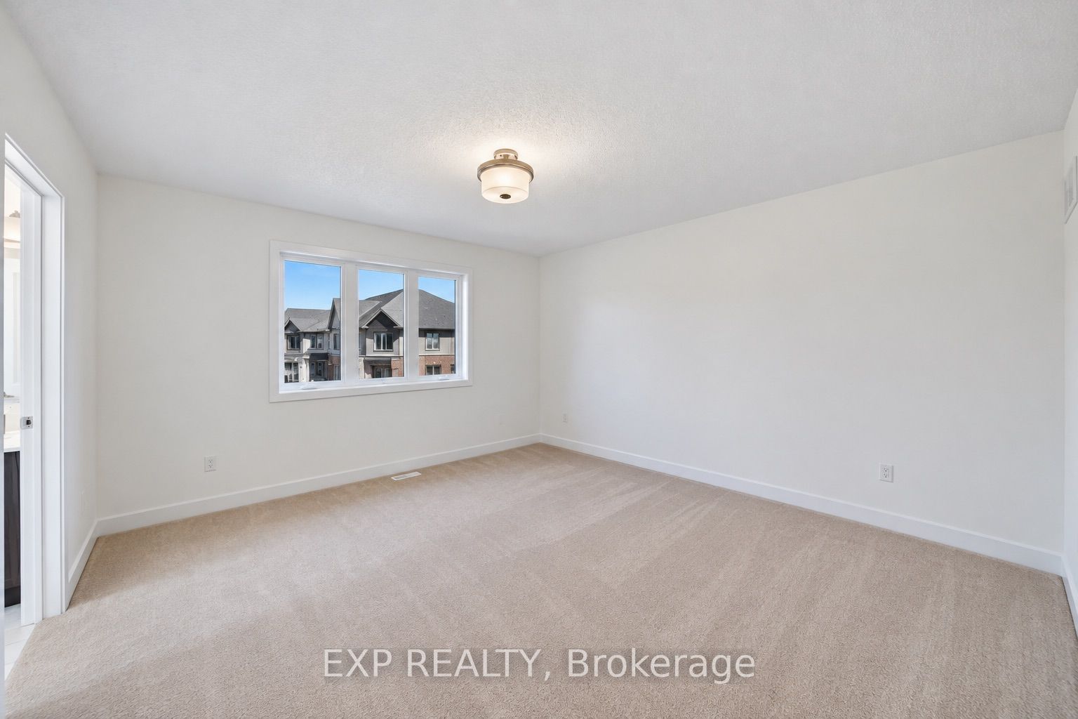 51 Robusta Lane Property Photo 11