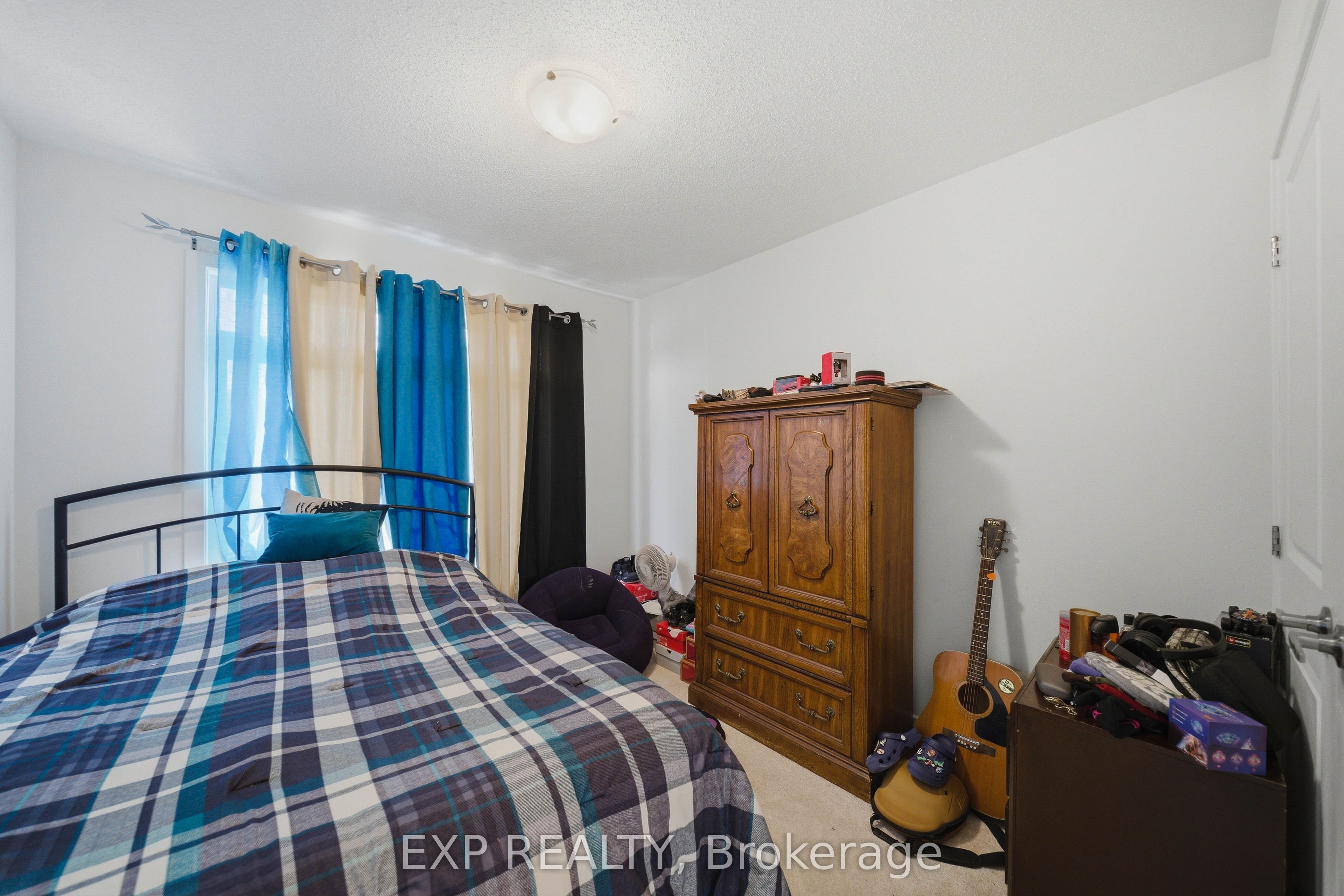 51 Robusta Lane Property Photo 15