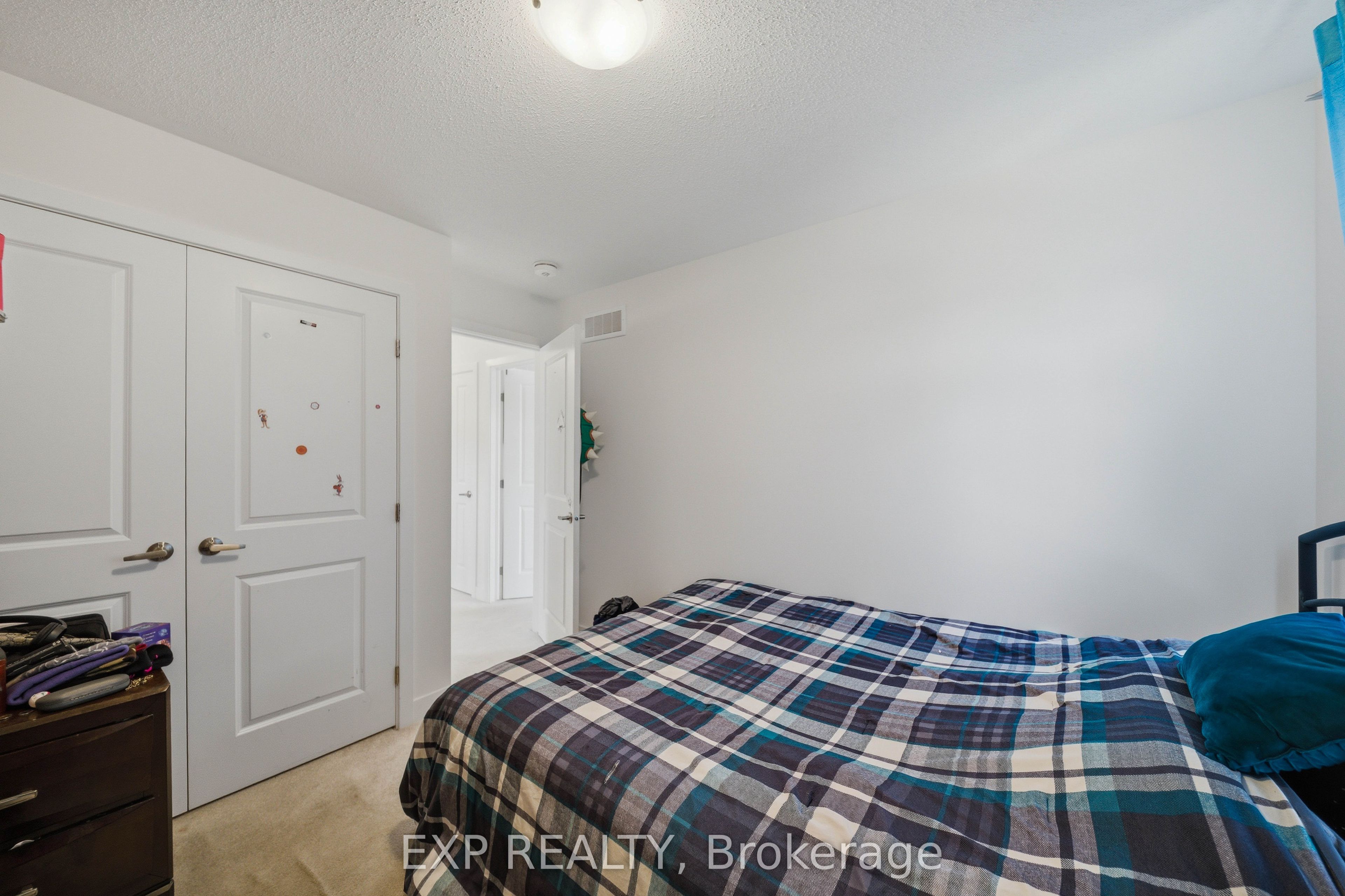 51 Robusta Lane Property Photo 16