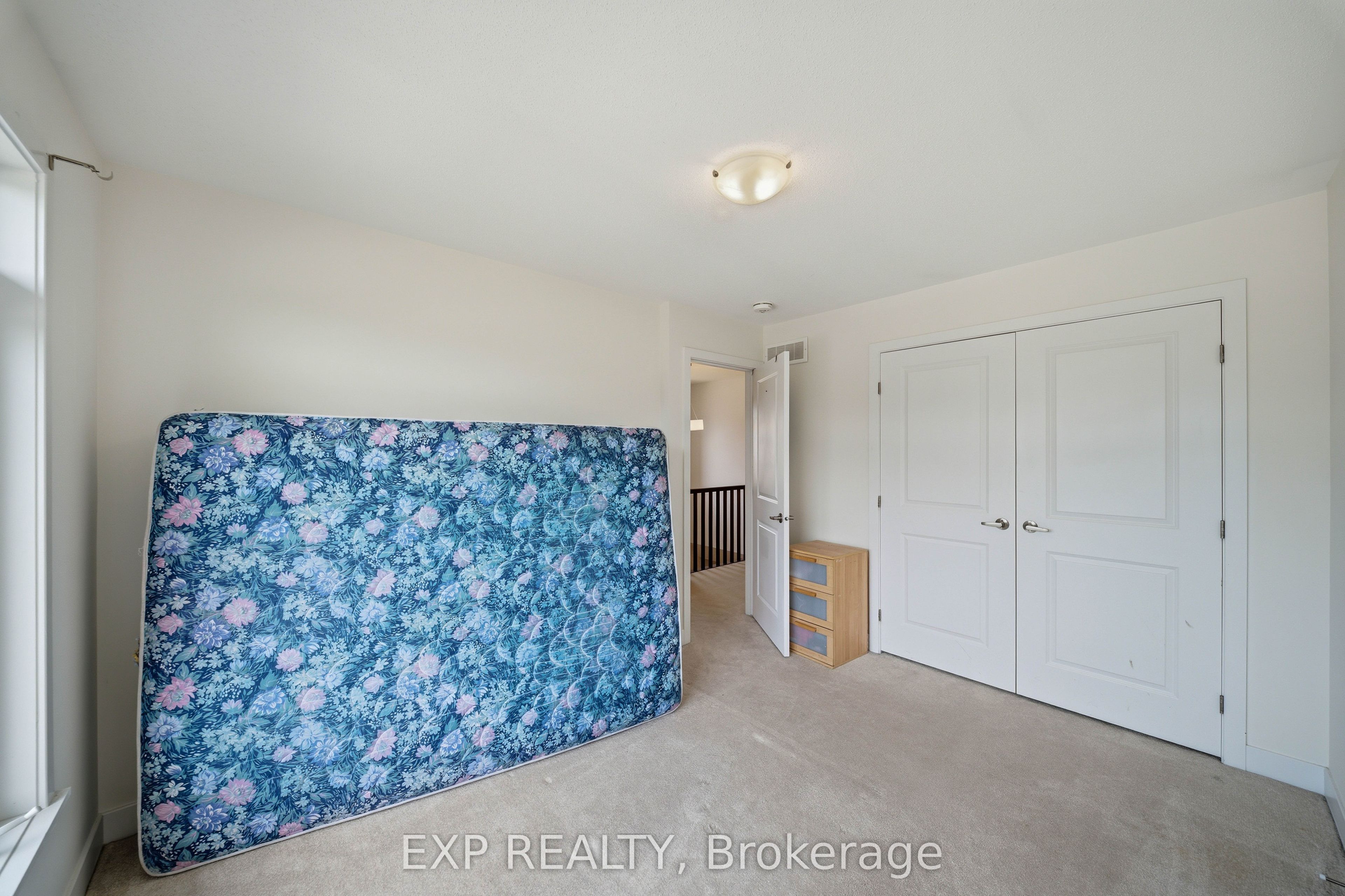 51 Robusta Lane Property Photo 18