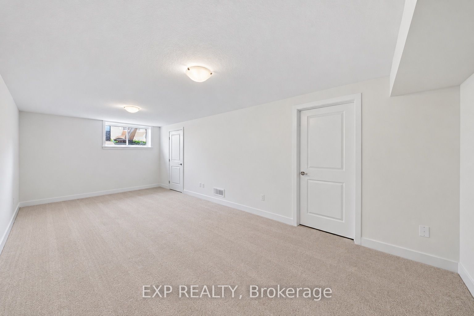 51 Robusta Lane Property Photo 20