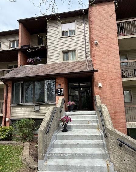 30 Hickory Street 111 Property Photo 2
