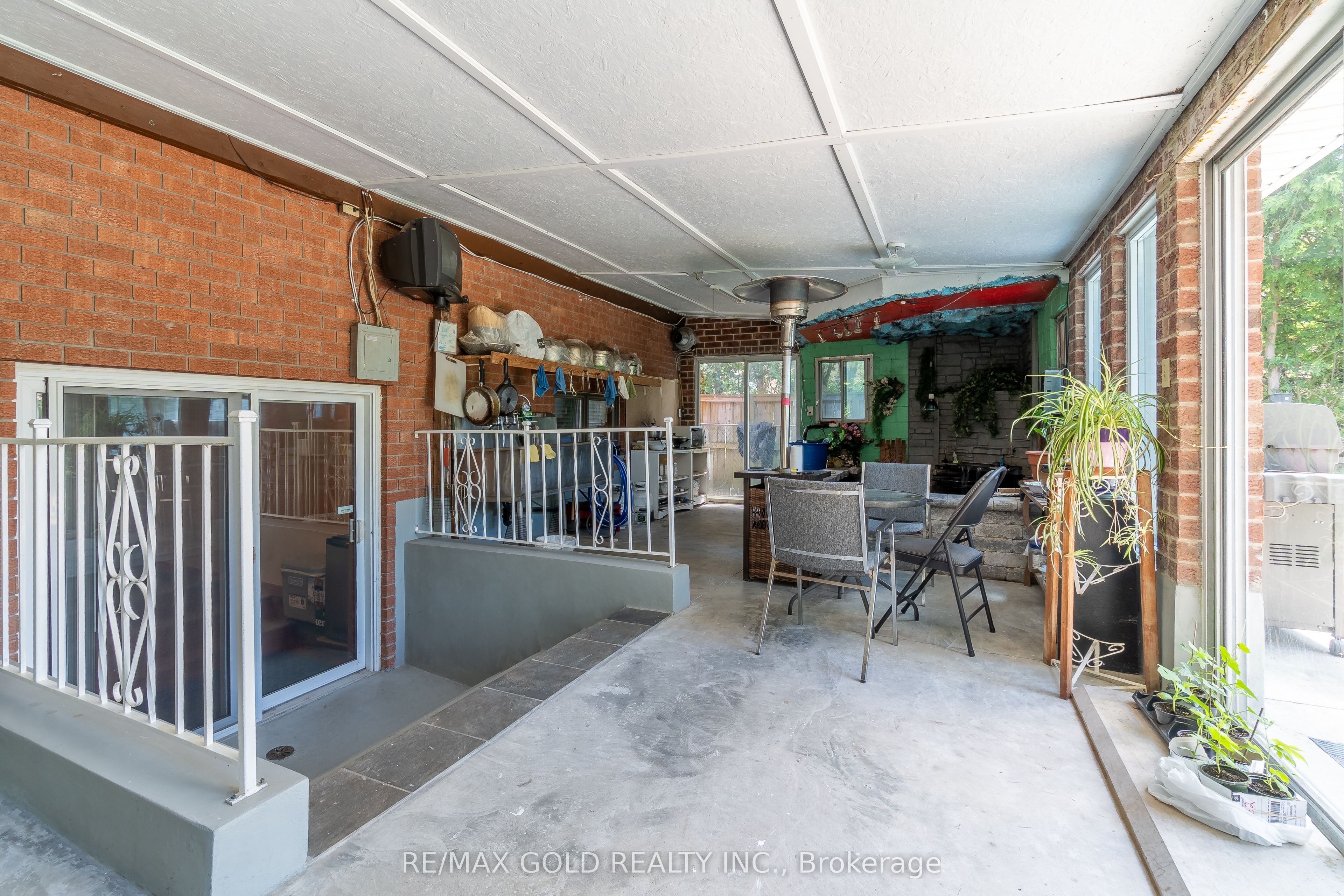 935 Willow Drive Property Photo 33