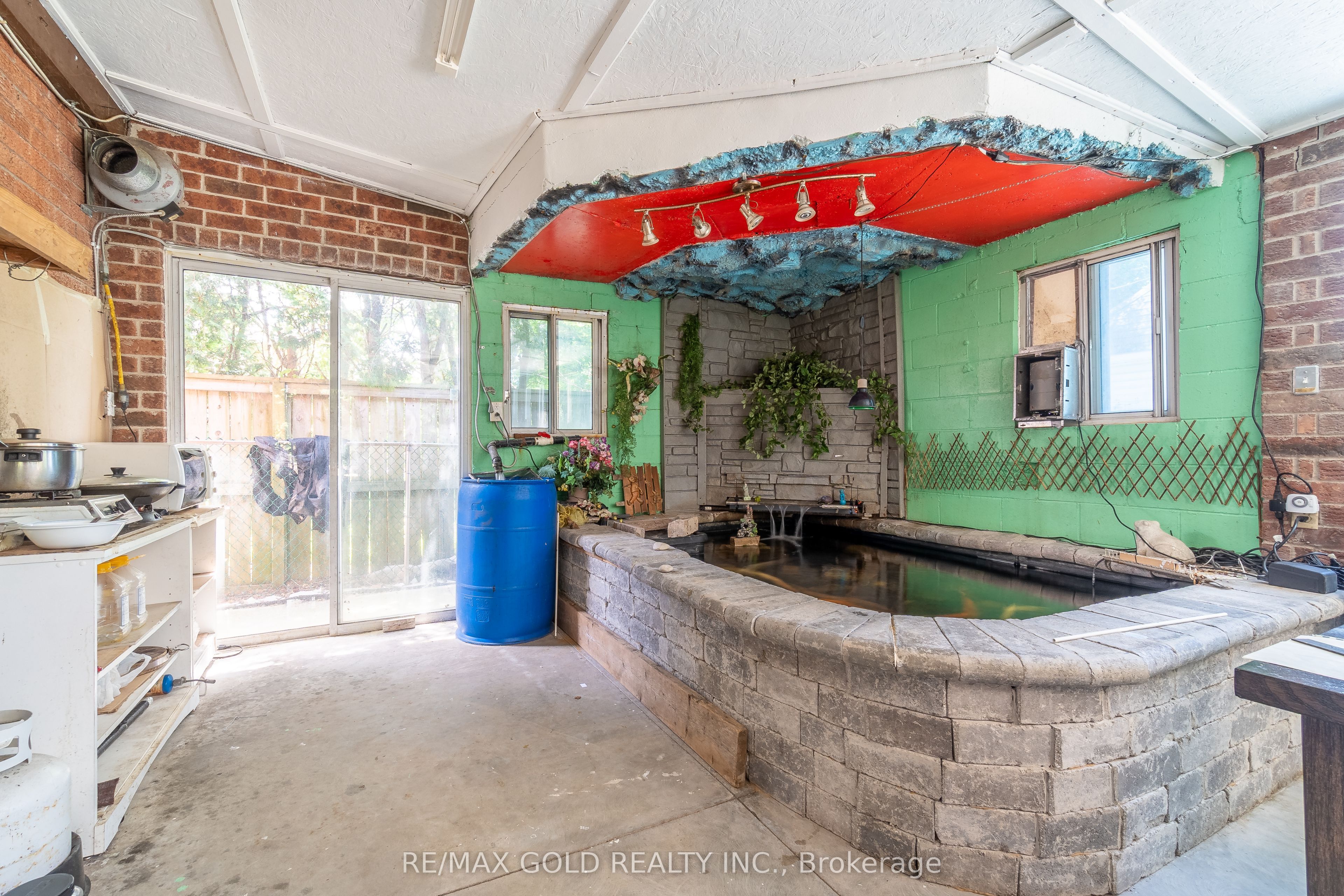 935 Willow Drive Property Photo 35