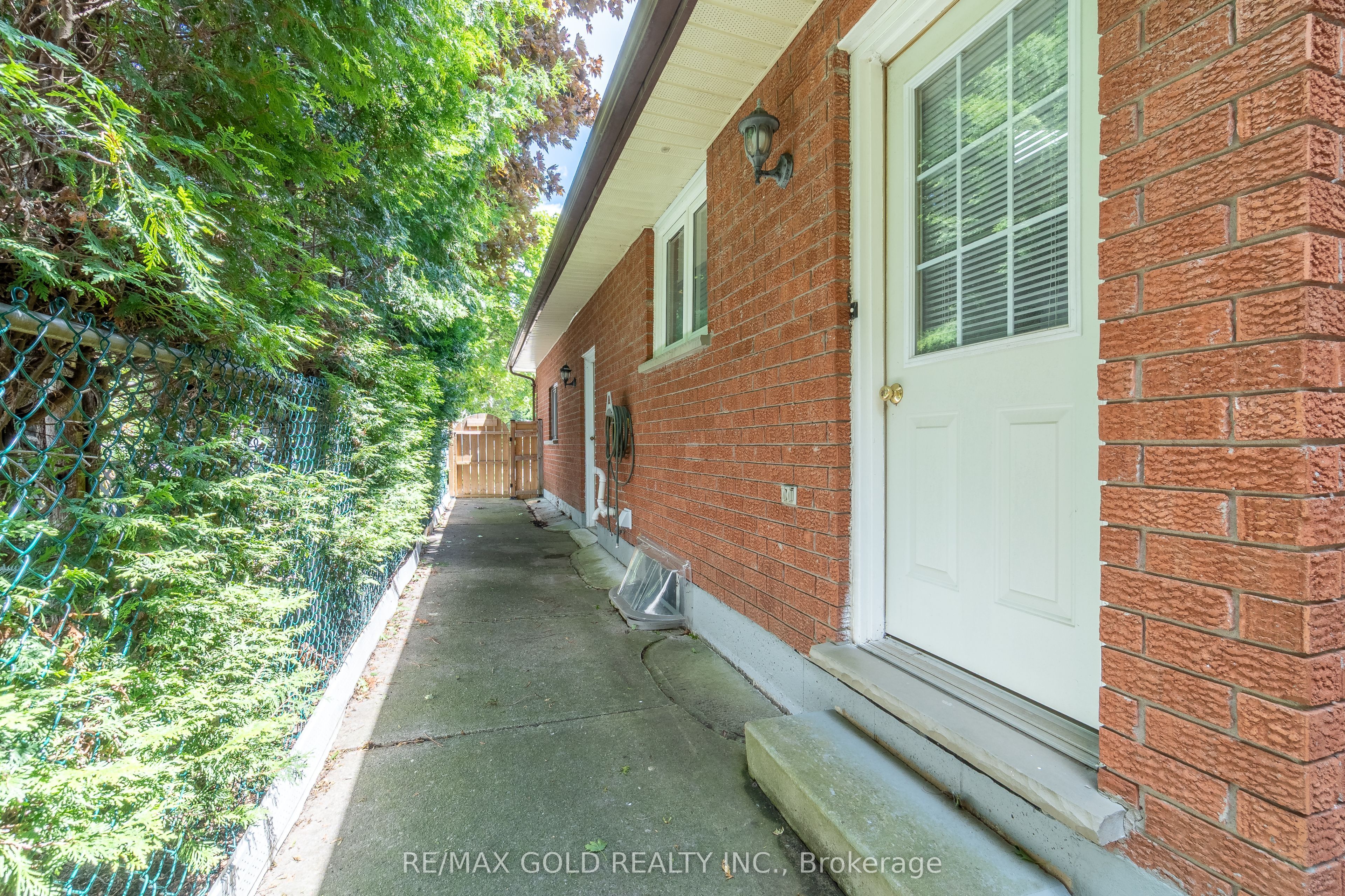 935 Willow Drive Property Photo 38