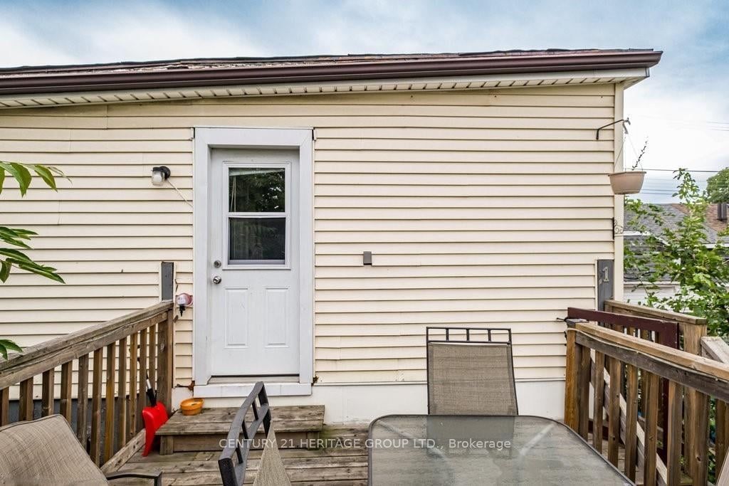1125 Cannon Street E Property Photo 1
