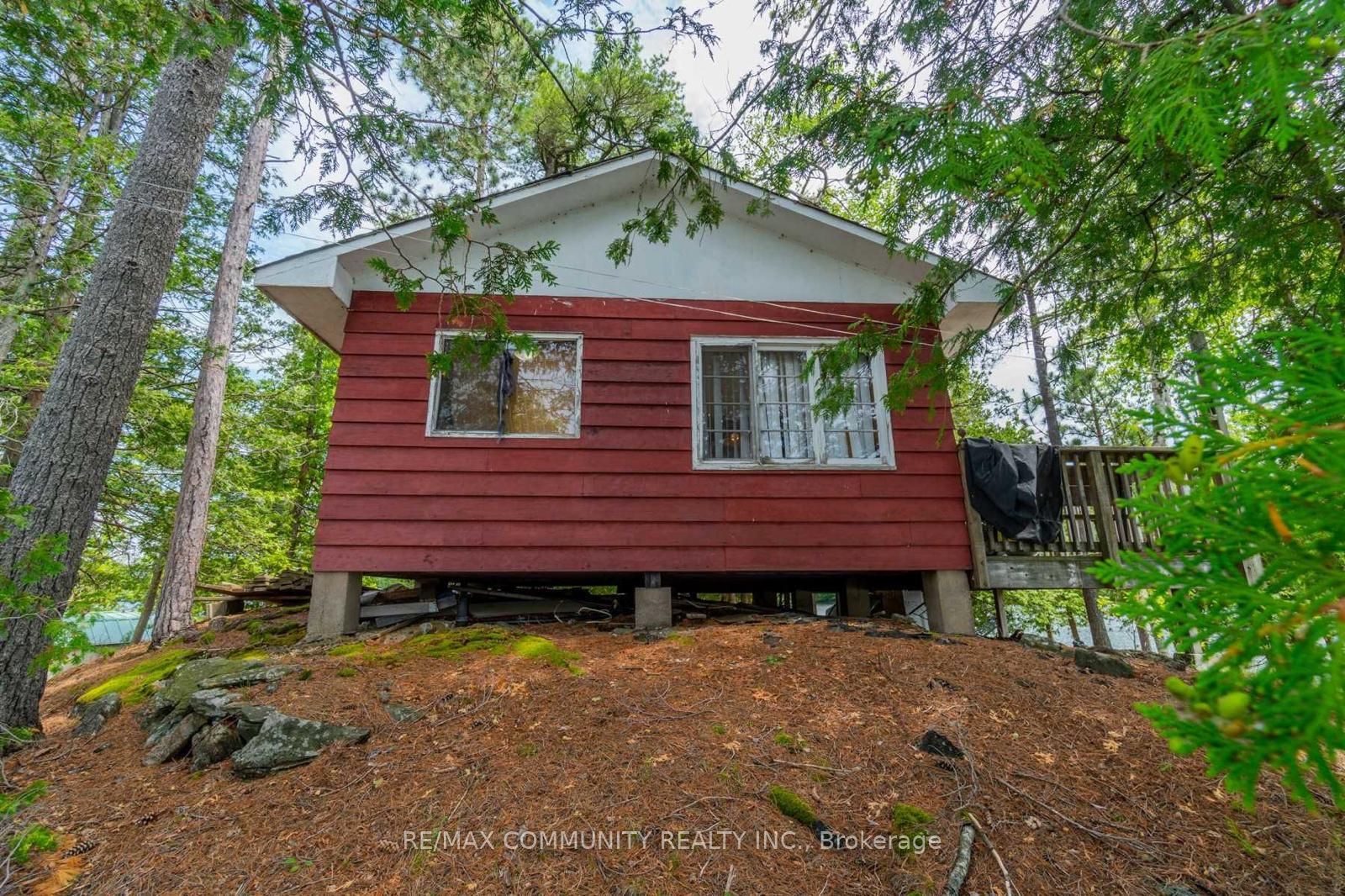 100 & 200 Marble Lake Road Property Photo 11