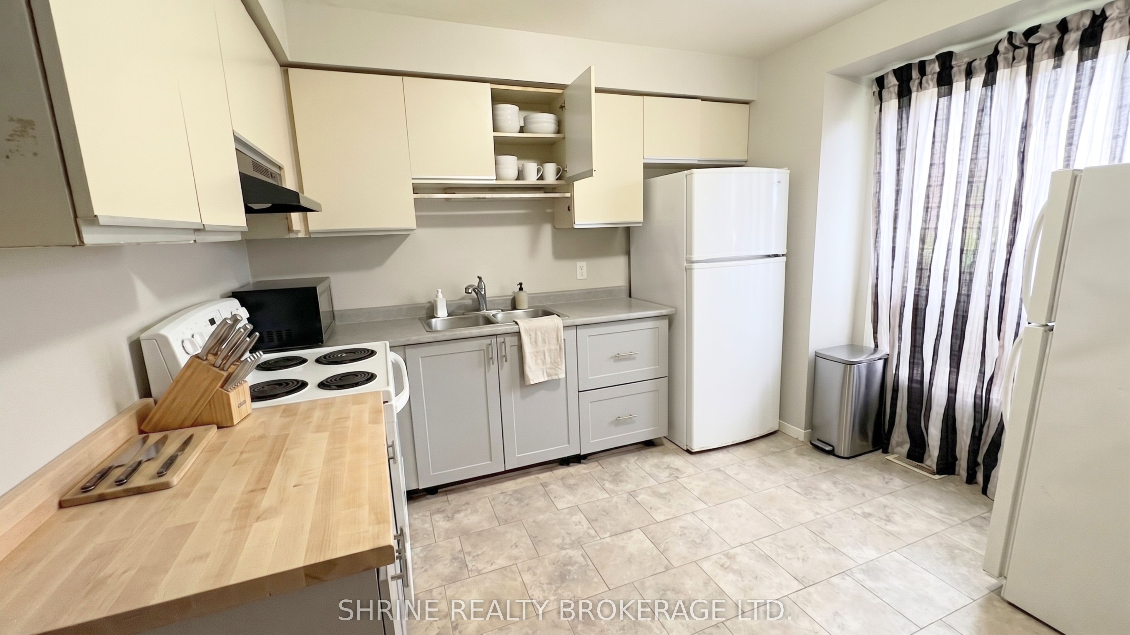 550 Second Street 52 Property Photo 3