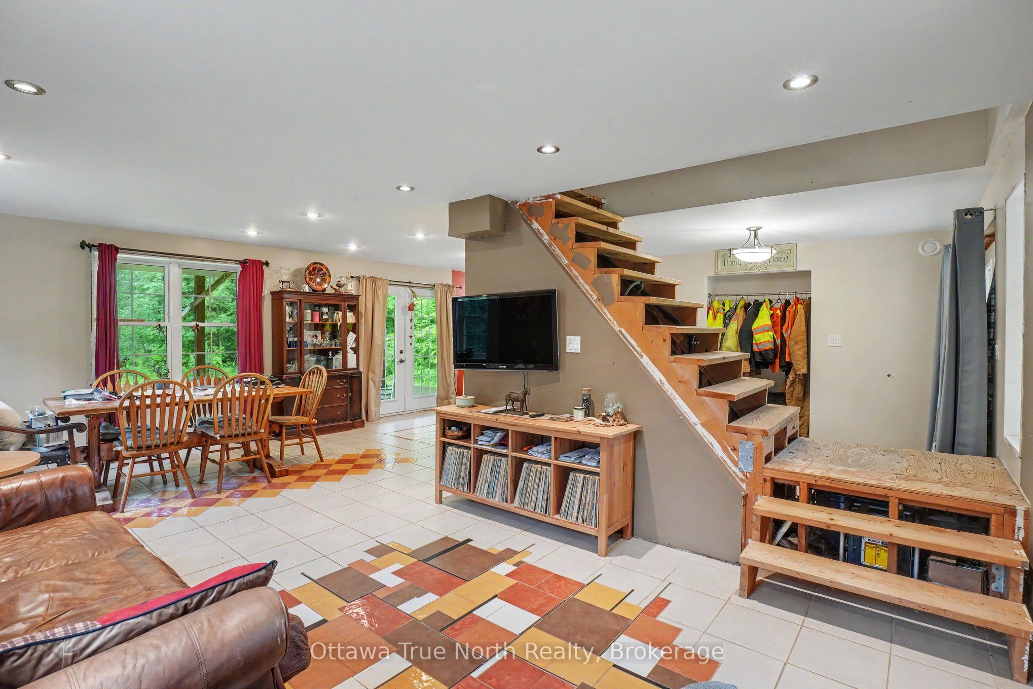 401 Kerford Road Property Photo 7