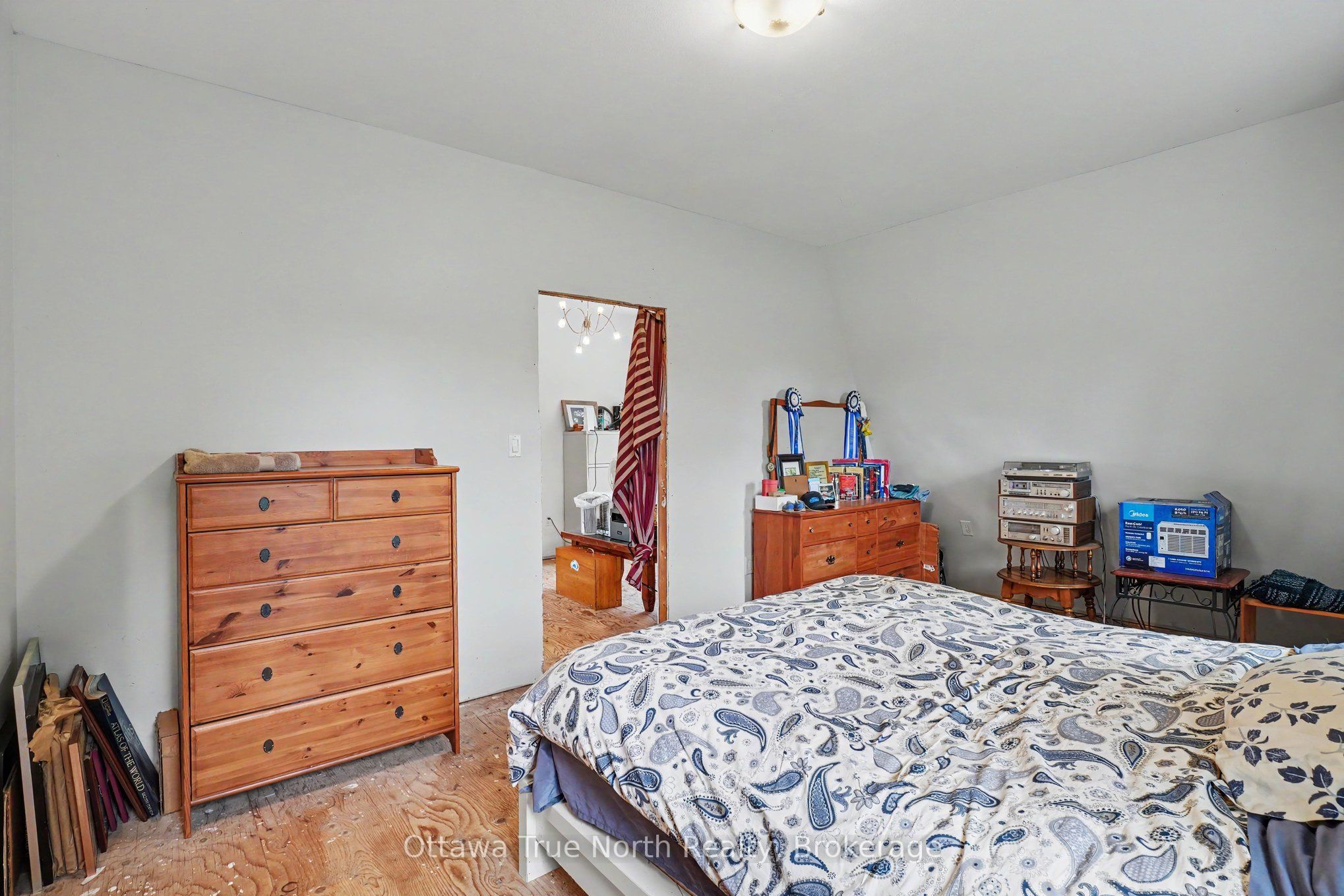 401 Kerford Road Property Photo 14