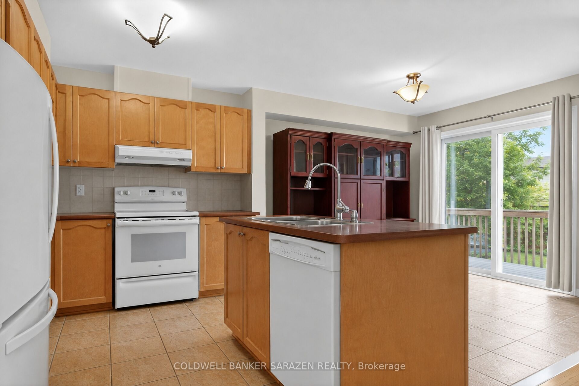 7 Barnstone Drive Property Photo 13
