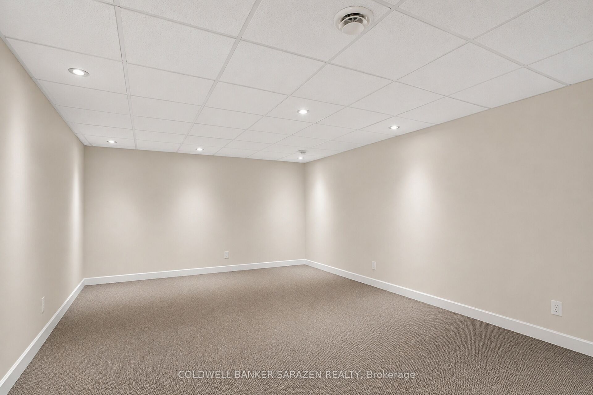 7 Barnstone Drive Property Photo 19