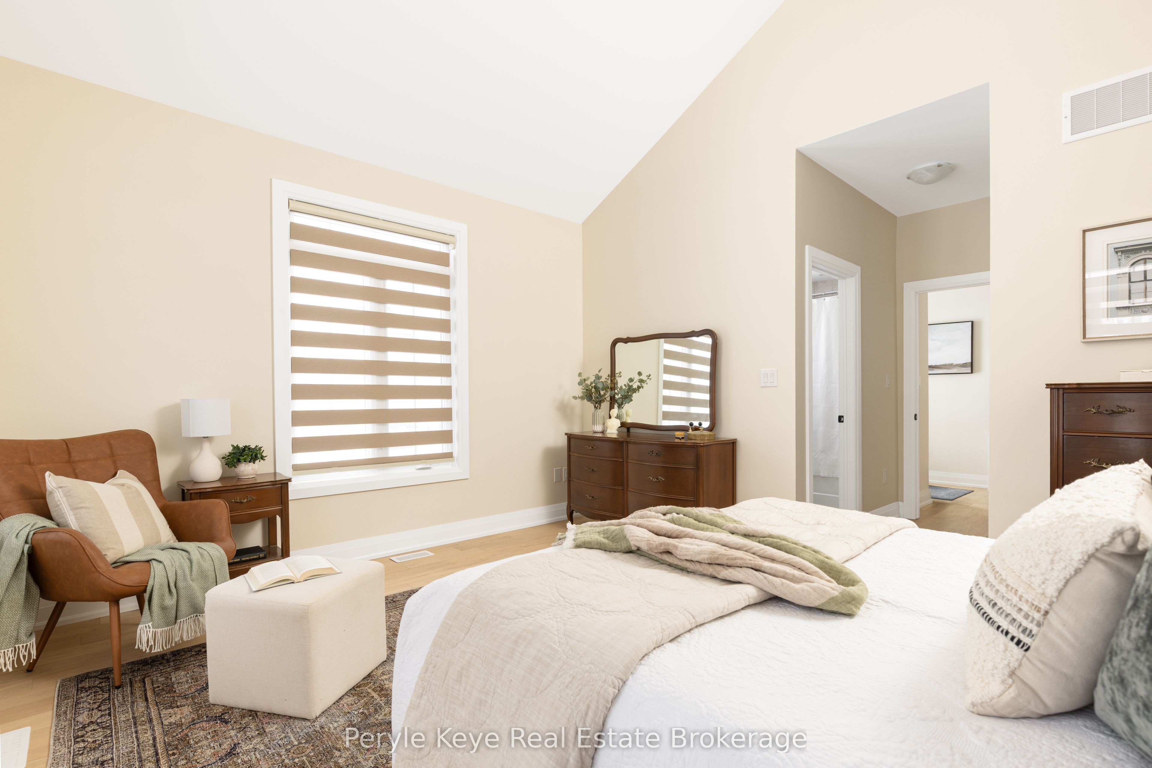 2 Leeds Court Property Photo 34
