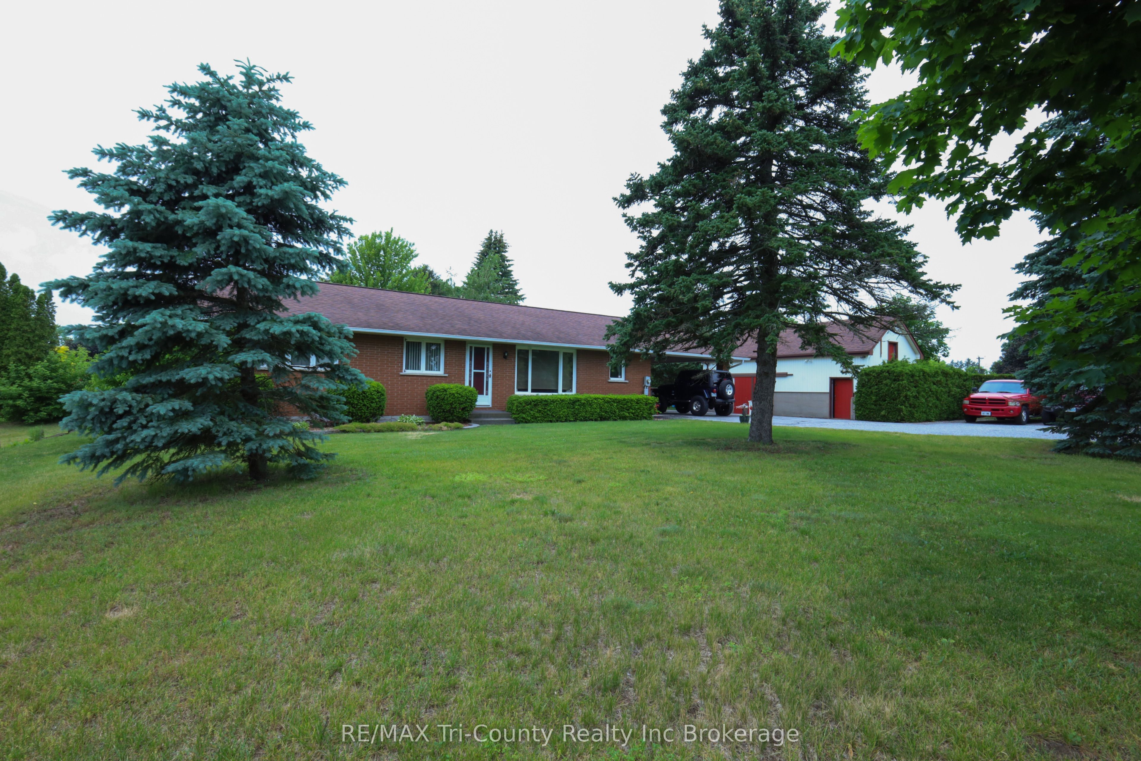 9113 Plank Road Property Photo 2